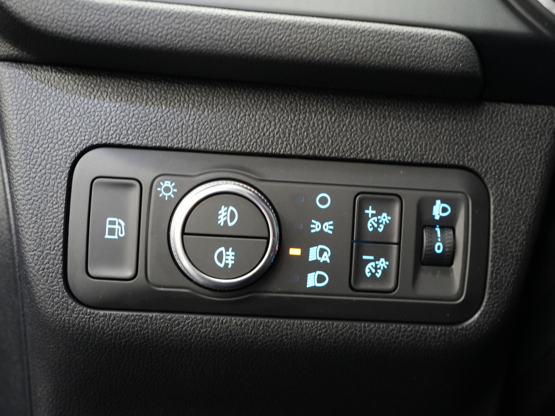 Ford Kuga SUV 2.5 PHEV 225 pk Titanium Navi/ Carplay/ Stoelverw./ Stuurverw./ Camera/ PDC/ Climate 18