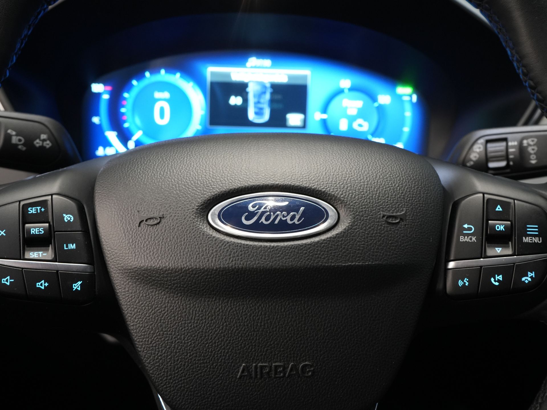 Ford Kuga SUV 2.5 PHEV 225 pk Titanium Navi/ Carplay/ Stoelverw./ Stuurverw./ Camera/ PDC/ Climate 20