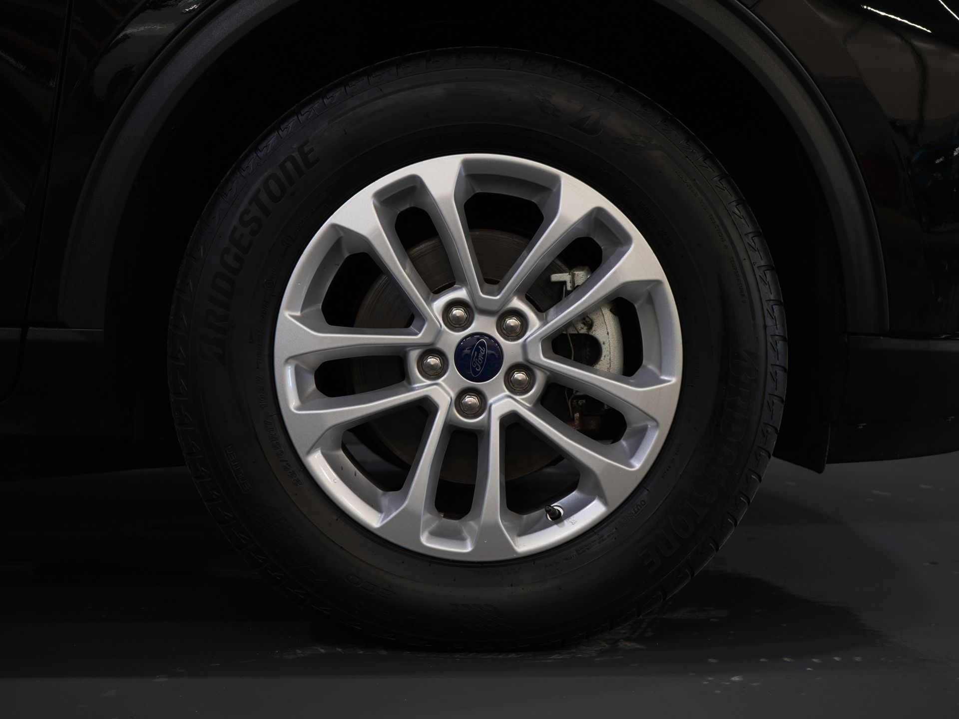 Ford Kuga SUV 2.5 PHEV 225 pk Titanium Navi/ Carplay/ Stoelverw./ Stuurverw./ Camera/ PDC/ Climate 8