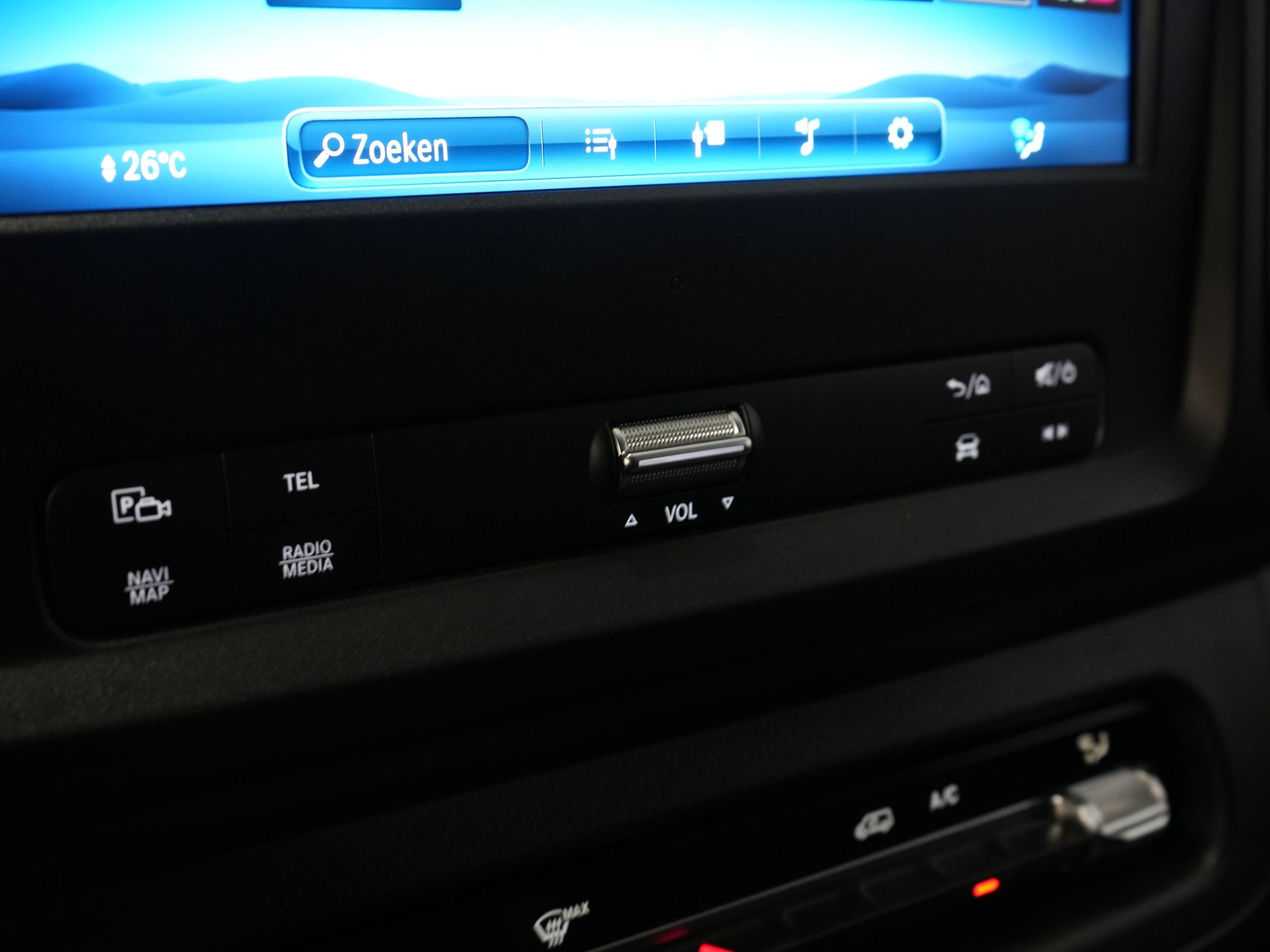 Mercedes-Benz Vito Bestelbus 119 CDI Aut. L3 LED/ 2.5t Trekverm./ 270Gr.Deuren/ Stoelverw./ Carplay/ Camera/ Trekhaak/ Cruise/ PDC/ DAB 23