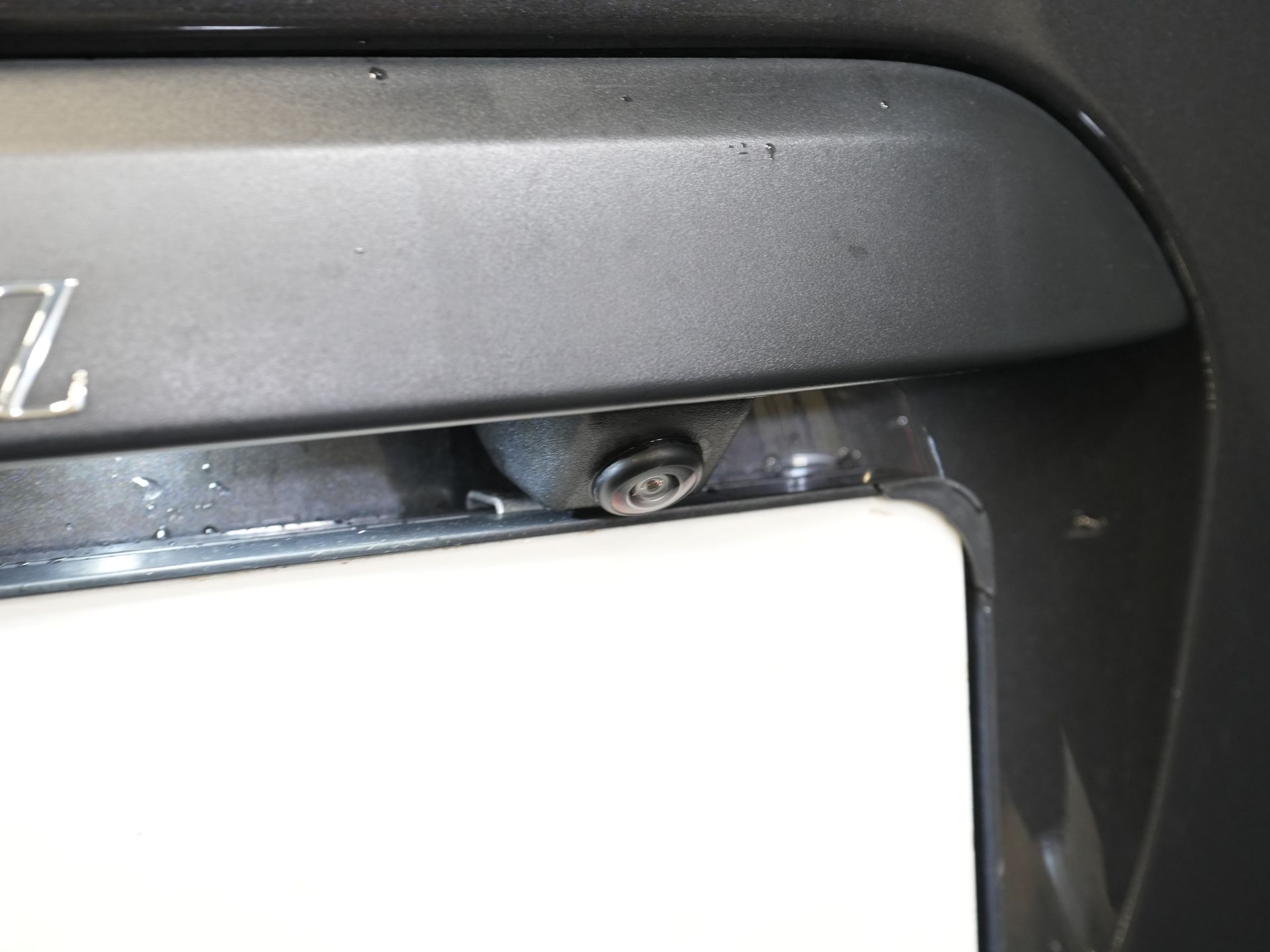 Mercedes-Benz Vito Bestelbus 119 CDI Aut. L2 LED/ 2.5t Trekverm./ 270Gr.Deuren/ Stoelverw./ Carplay/ Camera/ Trekhaak/ Cruise/ PDC/ DAB 15