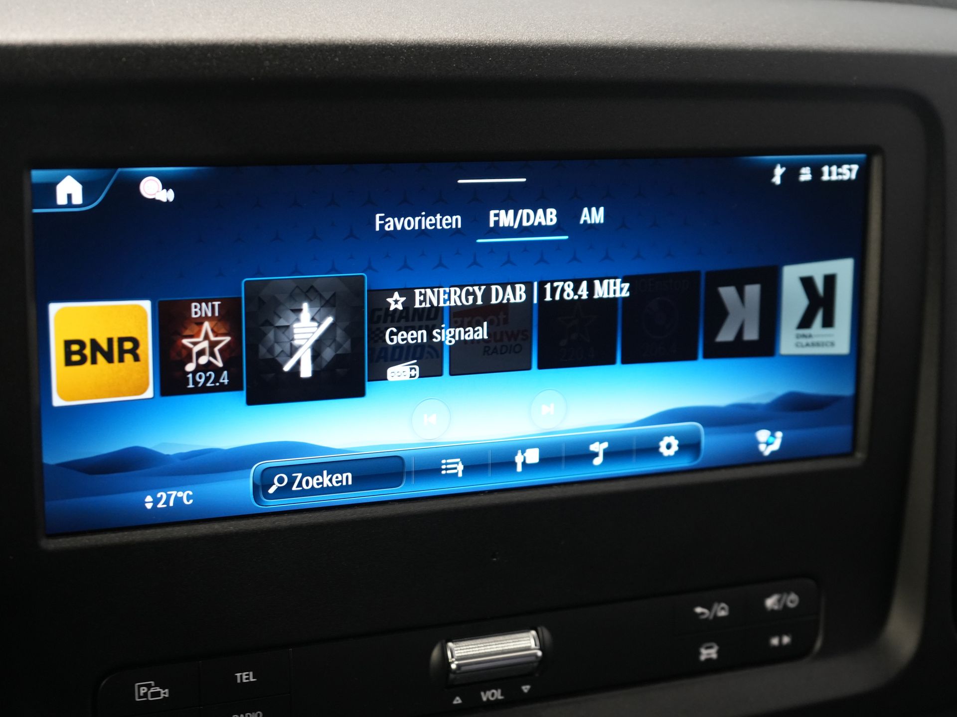 Mercedes-Benz Vito Bestelbus 116 CDI Aut. L3 LED/ 2.5t Trekverm./ 270Gr.Deuren/ Stoelverw./ Carplay/ Camera/ Trekhaak/ Cruise/ PDC/ DAB 23