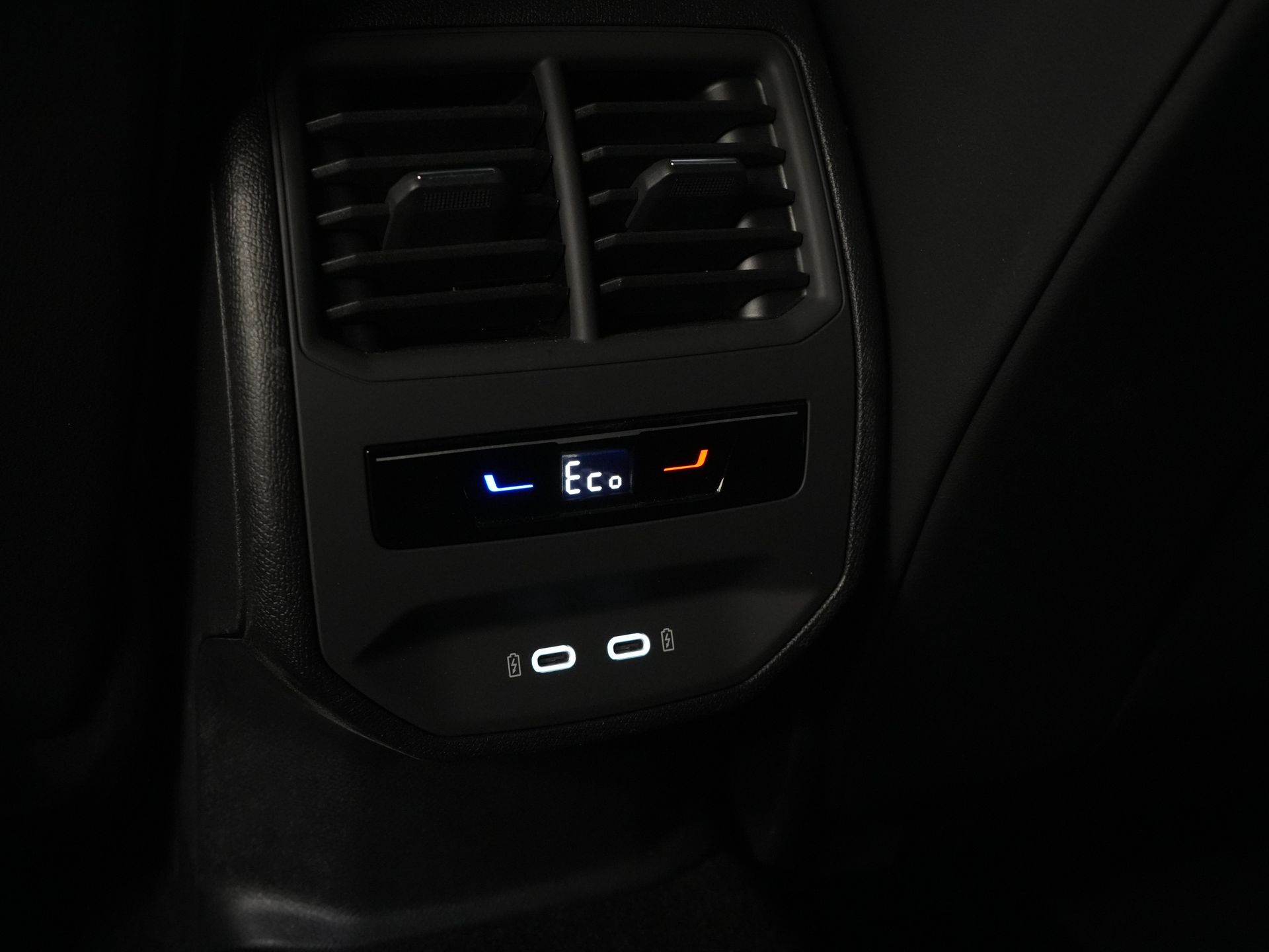 CUPRA Formentor SUV 1.4 e-Hybrid 245 pk VZ Performance Matrix/ Adapt. Cruise/ Navi/ Camera/ Stuurverw./ Climate/ 19”LMV 21