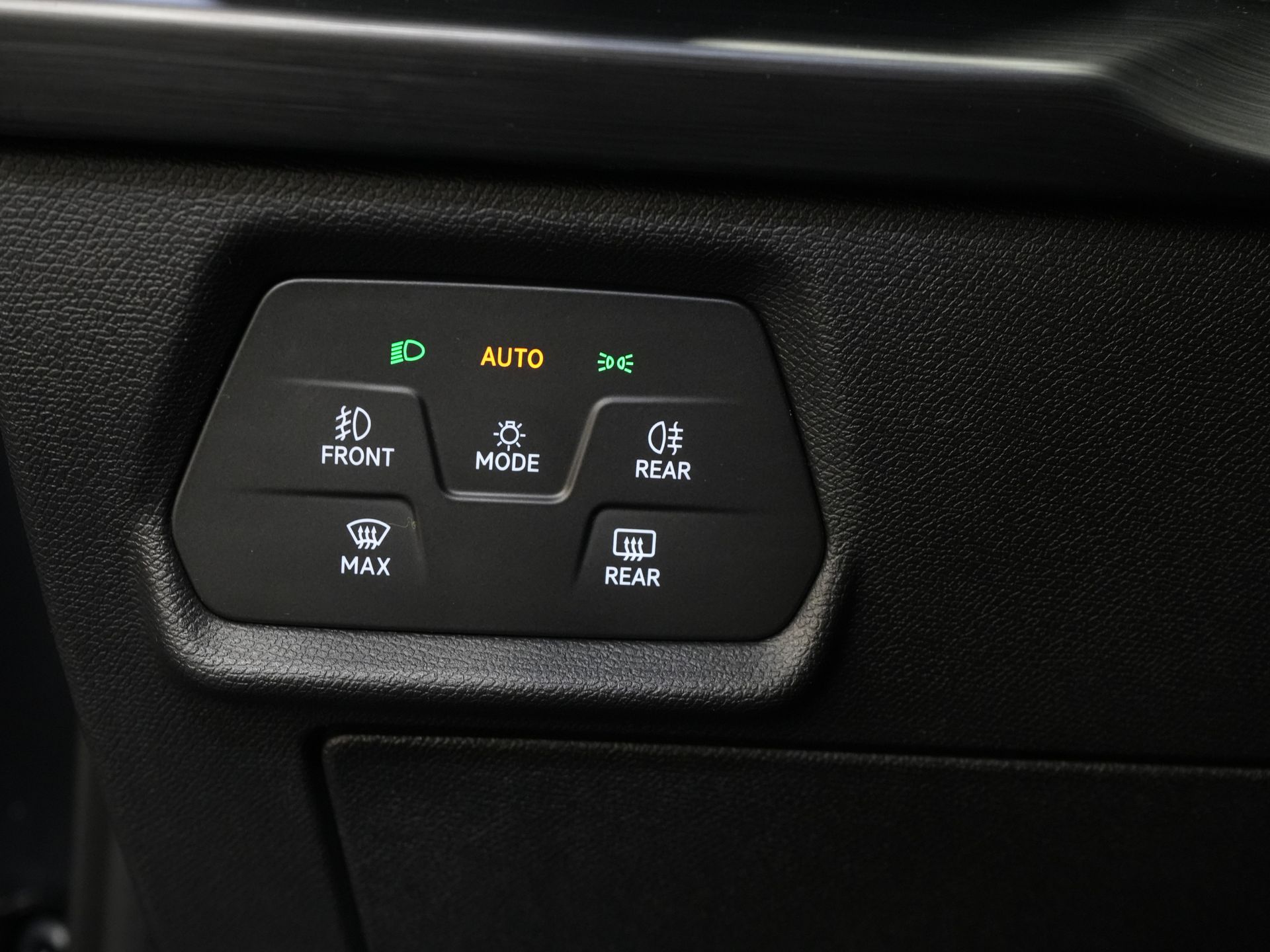 CUPRA Formentor SUV 1.4 e-Hybrid 245 pk VZ Performance Matrix/ Adapt. Cruise/ Navi/ Camera/ Stuurverw./ Climate/ 19”LMV 22