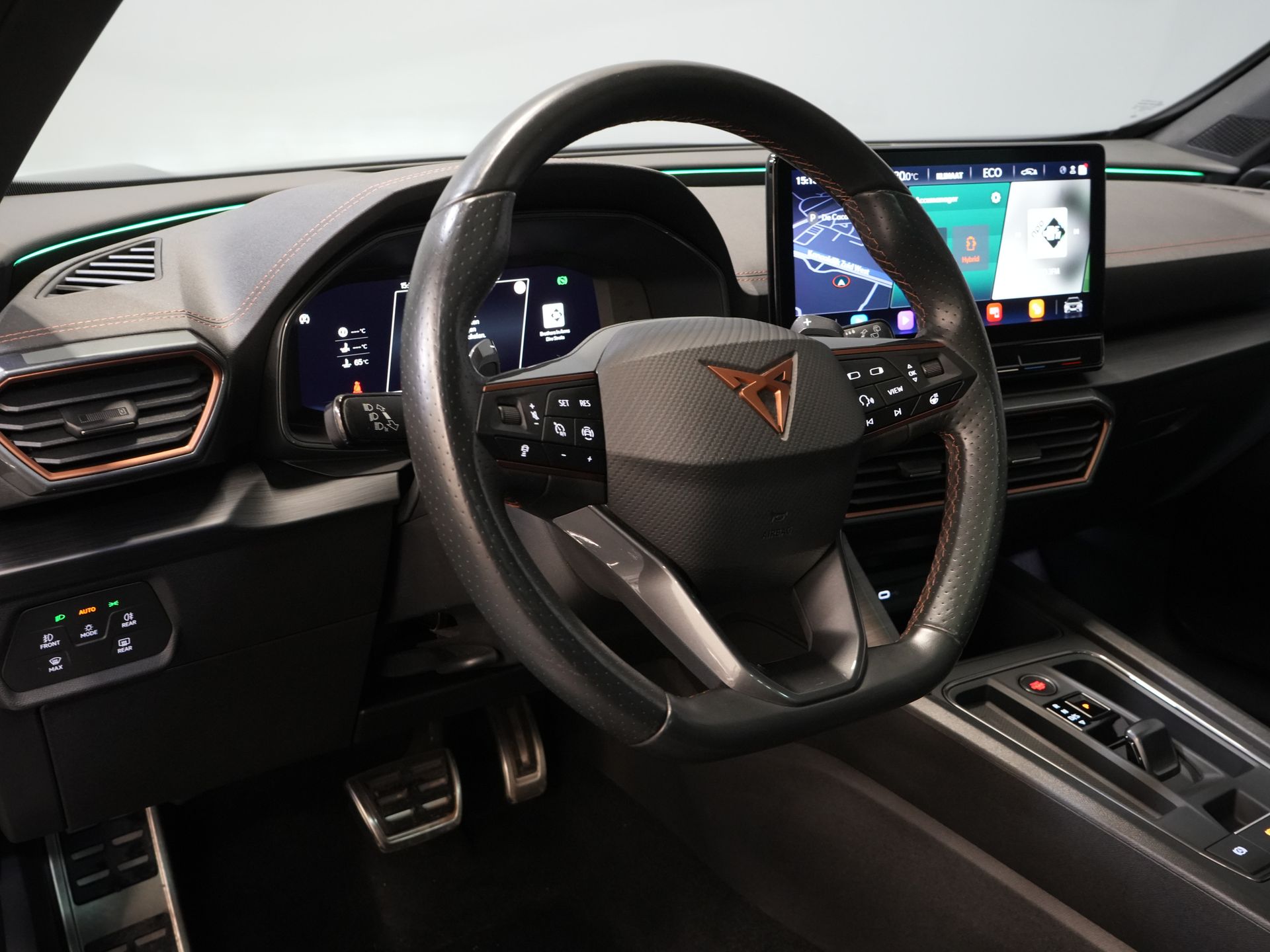 CUPRA Formentor SUV 1.4 e-Hybrid 245 pk VZ Performance Edition Pano/ Elek.Trekhaak/ Elek.Klep/ Mem.Stoel/ Matrix/ Adapt. Cruise/ Carplay/ Camera/ St 13