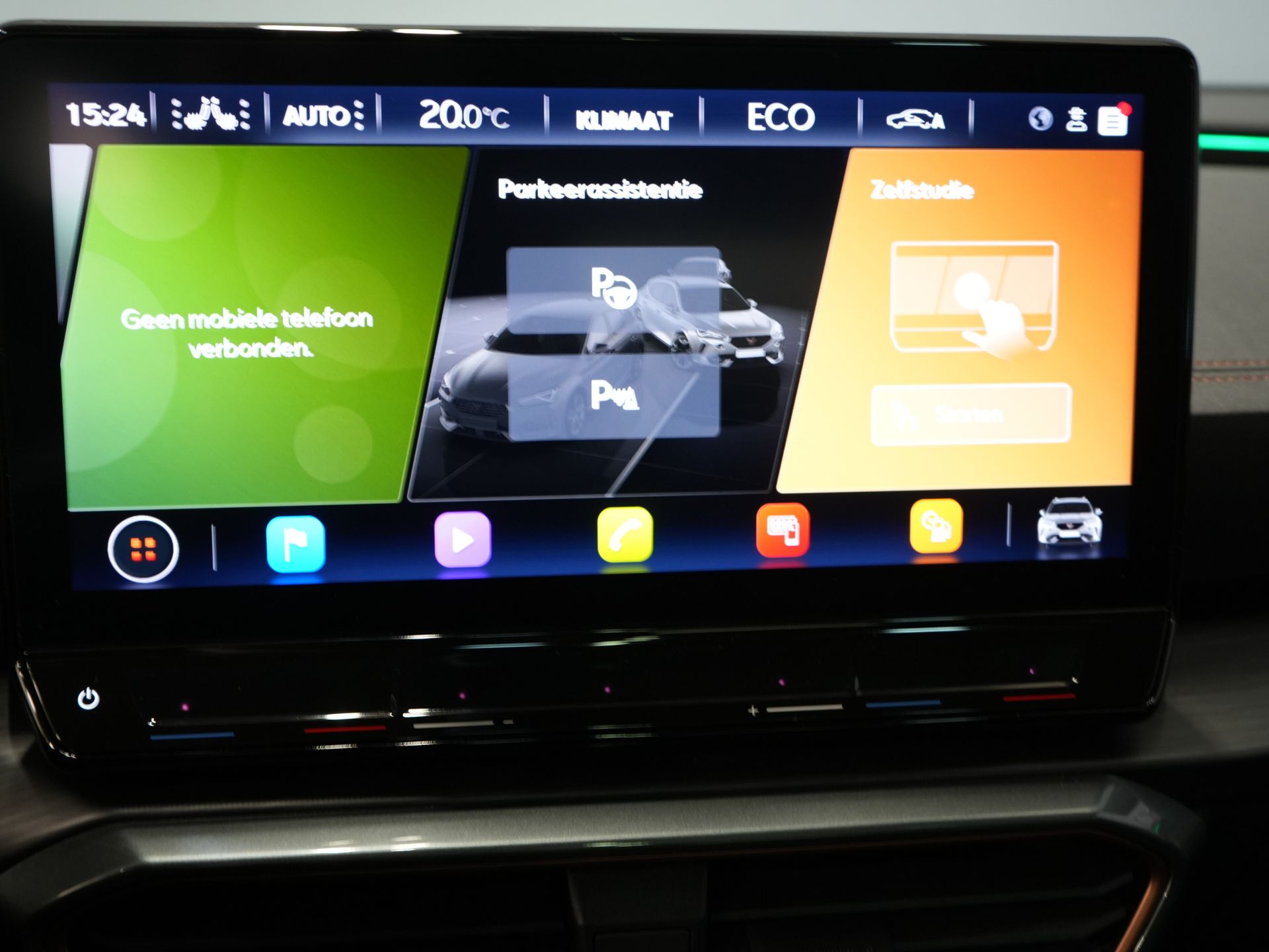 CUPRA Formentor SUV 1.4 e-Hybrid 245 pk VZ Performance Edition Pano/ Elek.Trekhaak/ Elek.Klep/ Mem.Stoel/ Matrix/ Adapt. Cruise/ Carplay/ Camera/ St 27