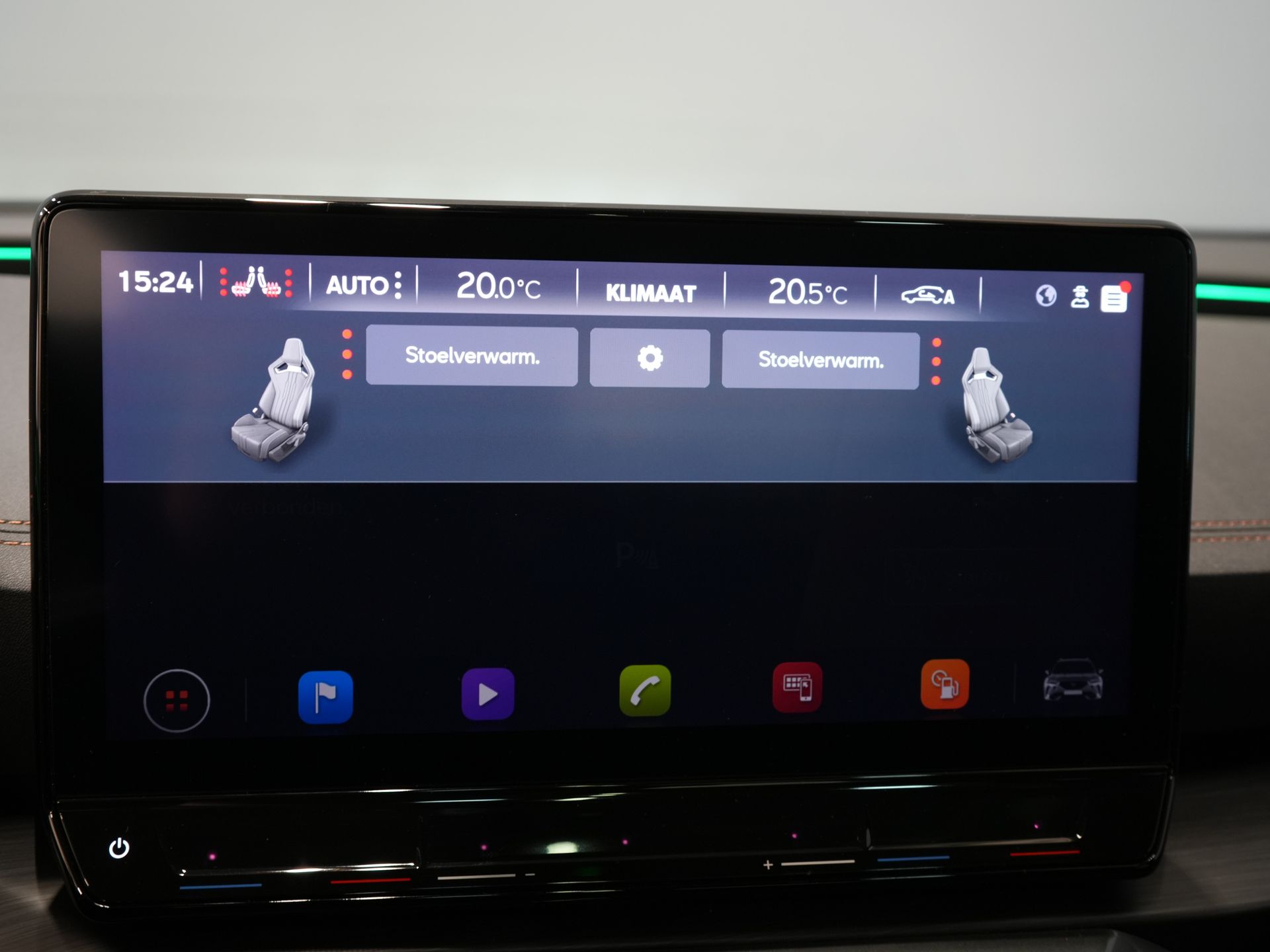 CUPRA Formentor SUV 1.4 e-Hybrid 245 pk VZ Performance Edition Pano/ Elek.Trekhaak/ Elek.Klep/ Mem.Stoel/ Matrix/ Adapt. Cruise/ Carplay/ Camera/ St 28