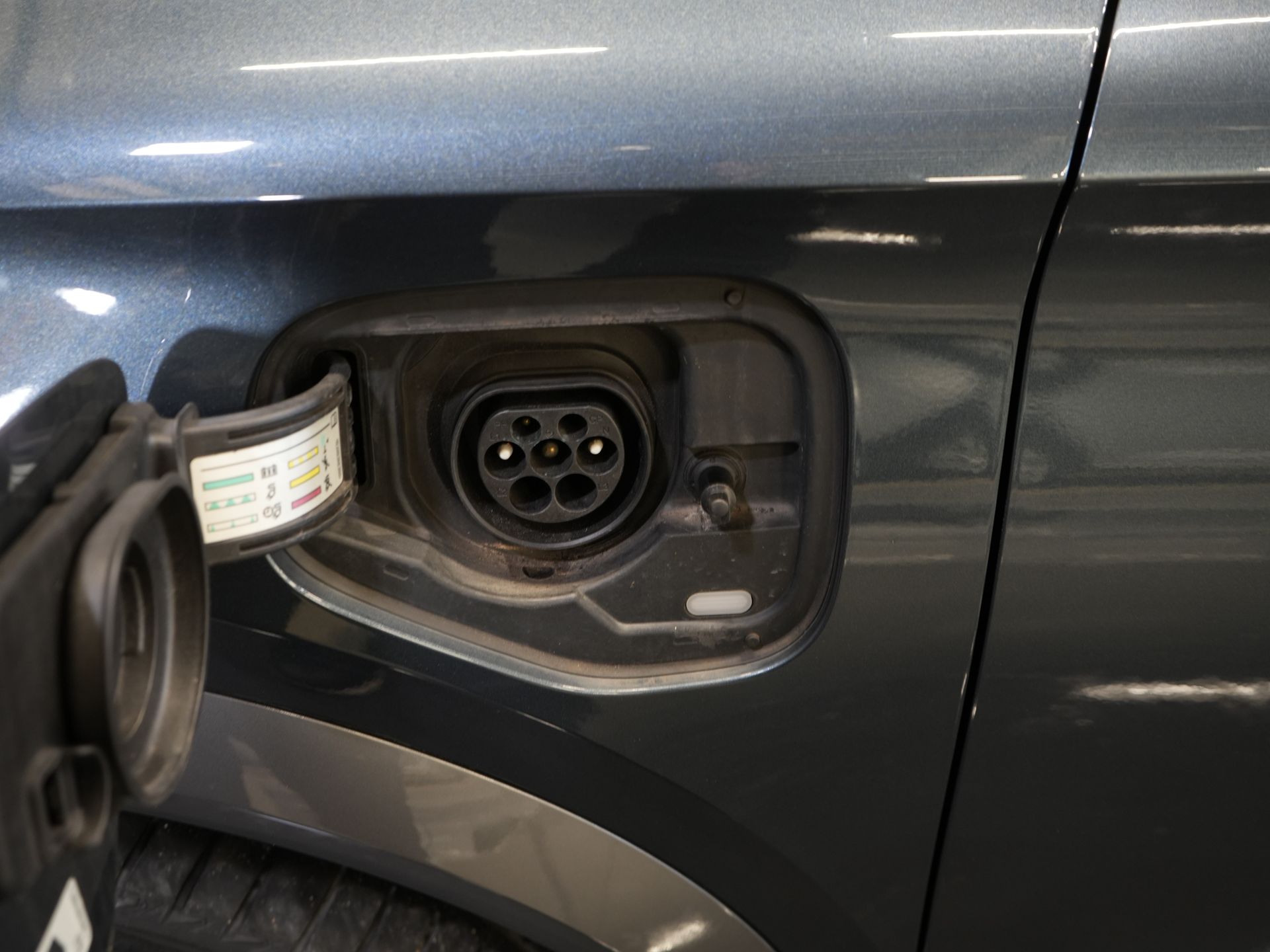 CUPRA Formentor SUV 1.4 e-Hybrid 245 pk VZ Performance Edition Pano/ Elek.Trekhaak/ Elek.Klep/ Mem.Stoel/ Matrix/ Adapt. Cruise/ Carplay/ Camera/ St 35