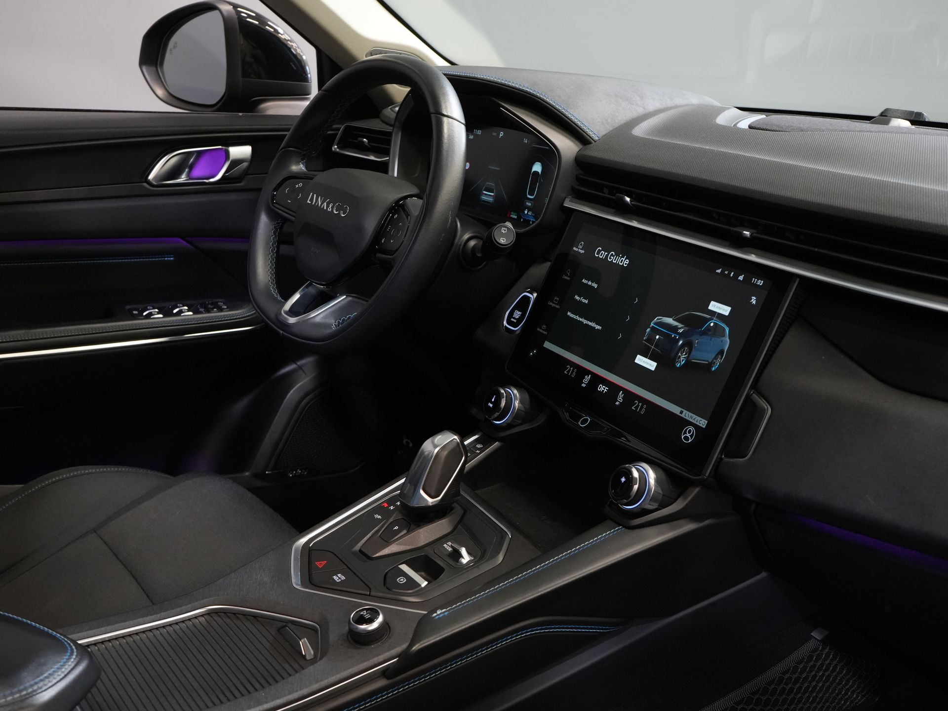 Lynk & Co 01 SUV Pano/ LED/ Adapt.Cruise/ Elek.klep/ Mem.Stoel/ Keyless/ Carplay/ Navi/ Stoelverw./ Climate/ 20'' LMV 2