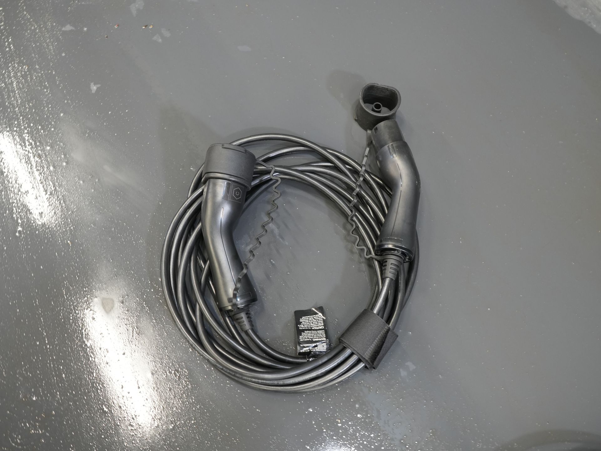 Lynk & Co 01 SUV Pano/ LED/ Adapt.Cruise/ Elek.klep/ Mem.Stoel/ Keyless/ Carplay/ Navi/ Stoelverw./ Climate/ 20'' LMV 35