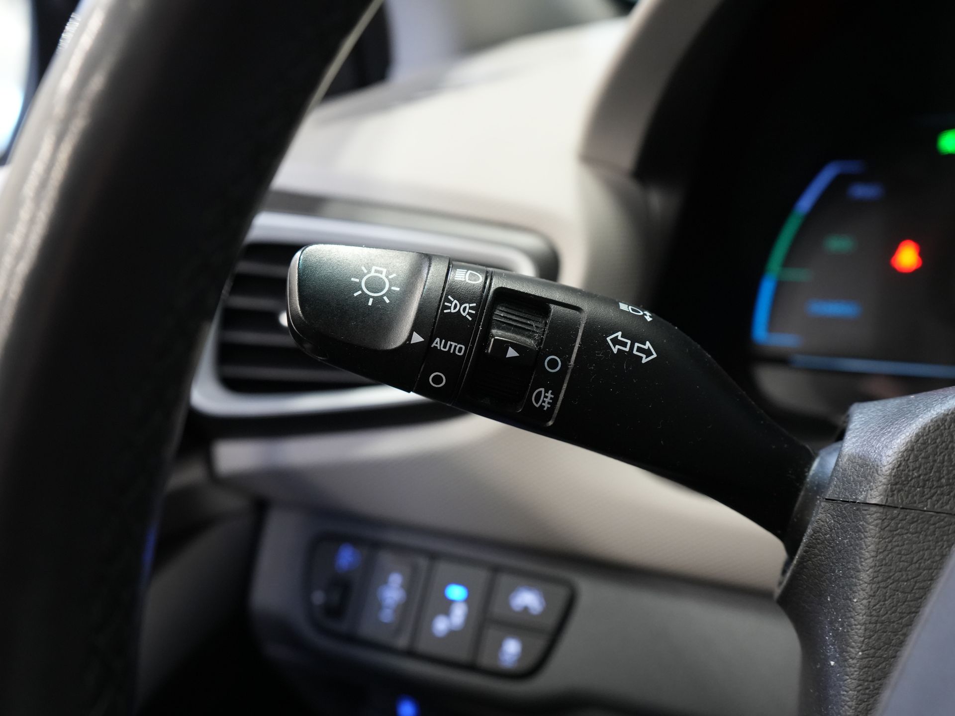 Hyundai IONIQ Hatchback 1.6 GDi Premium LED/ Adapt.Cruise/ Leder/ Stoelverw./ Stoelkoel./ Stuurverw./ Mem.Stoel/ CarPlay/ Navi/ Camera/ Climate 20