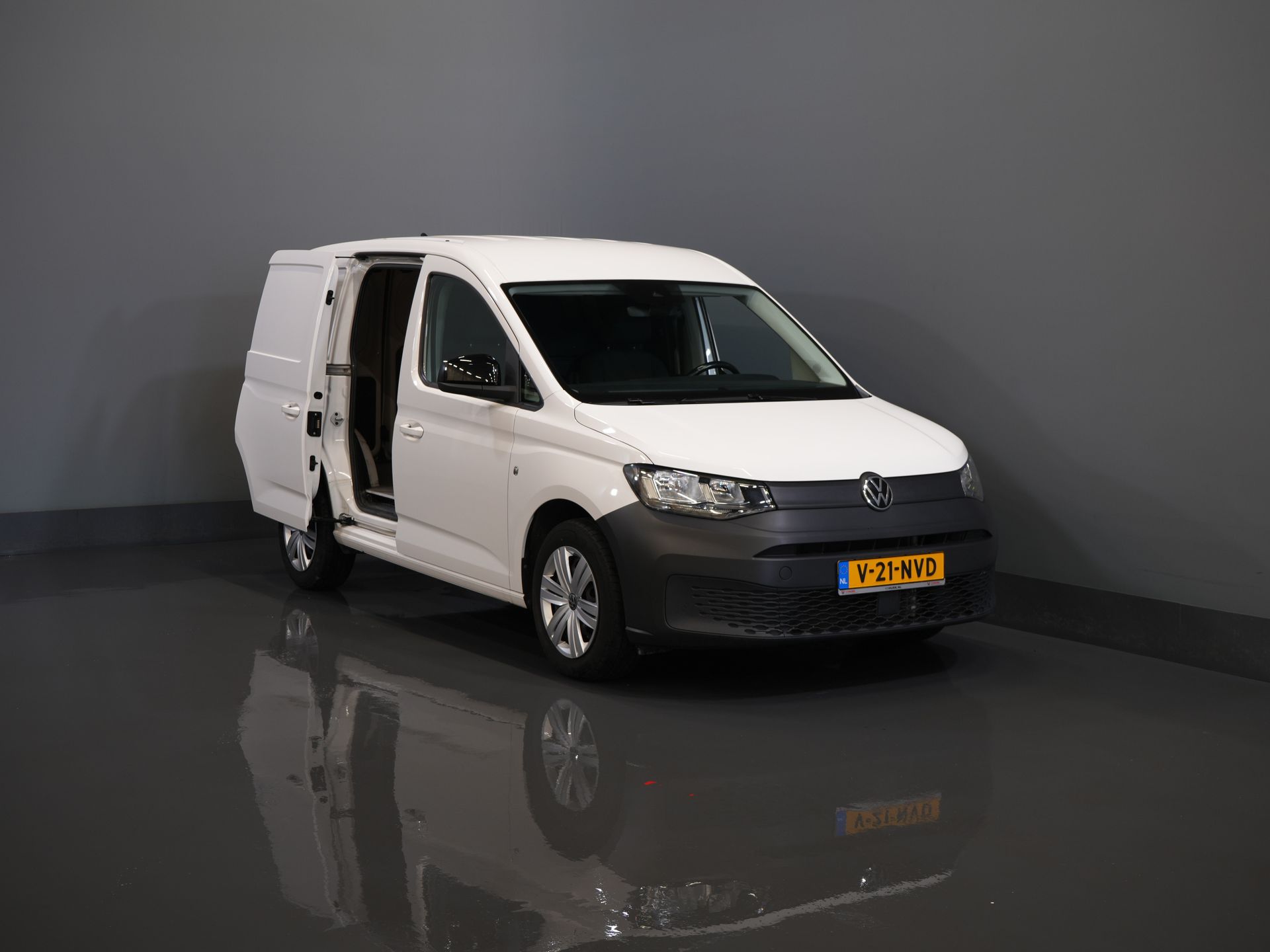 Volkswagen Caddy Cargo Bestelbus 2.0 TDI 125 pk DSG Aut. Carplay/ Standkachel/ Stoelverw./ Airco/ Cruise/ PDC/ Trekhaak 8