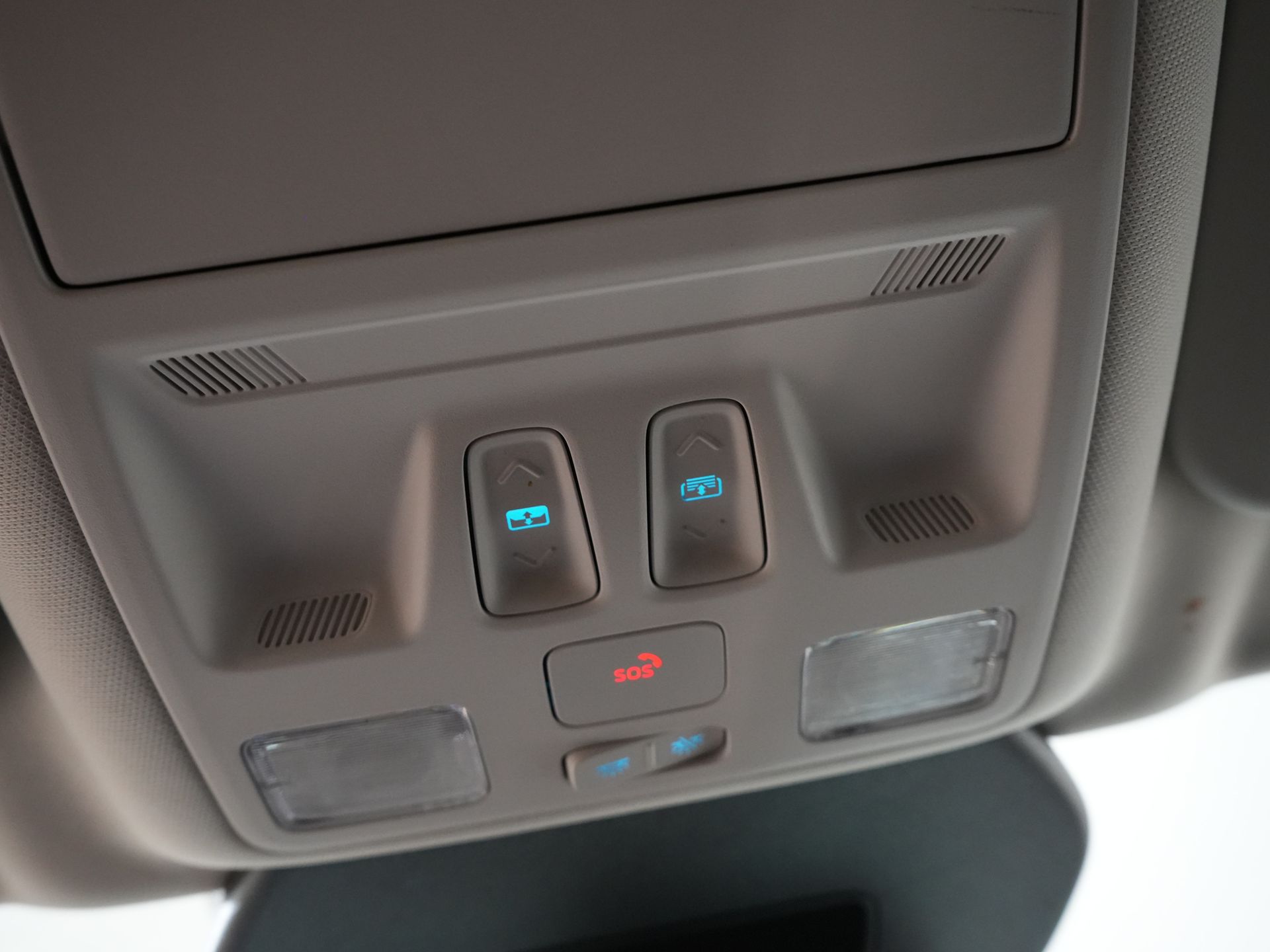 Ford Kuga SUV 2.5 PHEV 225 pk Vignale LED/ Pano/ Adapt.Cruise/ B&O/ Leder/ Elek.Klep/ Head-up/ Memory/ Stoelverw./ Stuurverw./ CarPlay/ 360 Ca 39