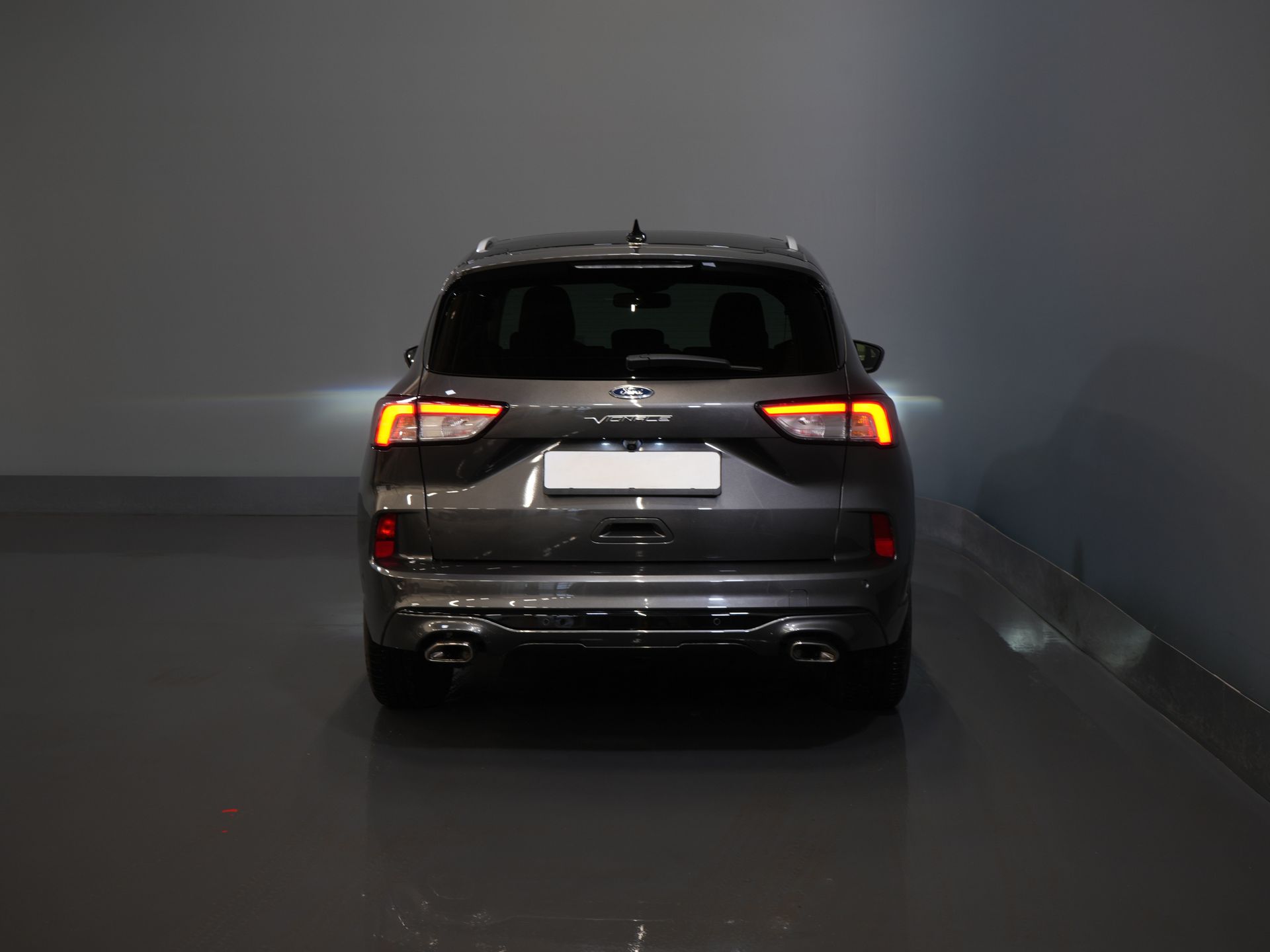 Ford Kuga SUV 2.5 PHEV 225 pk Vignale LED/ Pano/ Adapt.Cruise/ B&O/ Leder/ Elek.Klep/ Head-up/ Memory/ Stoelverw./ Stuurverw./ CarPlay/ 360 Ca 5