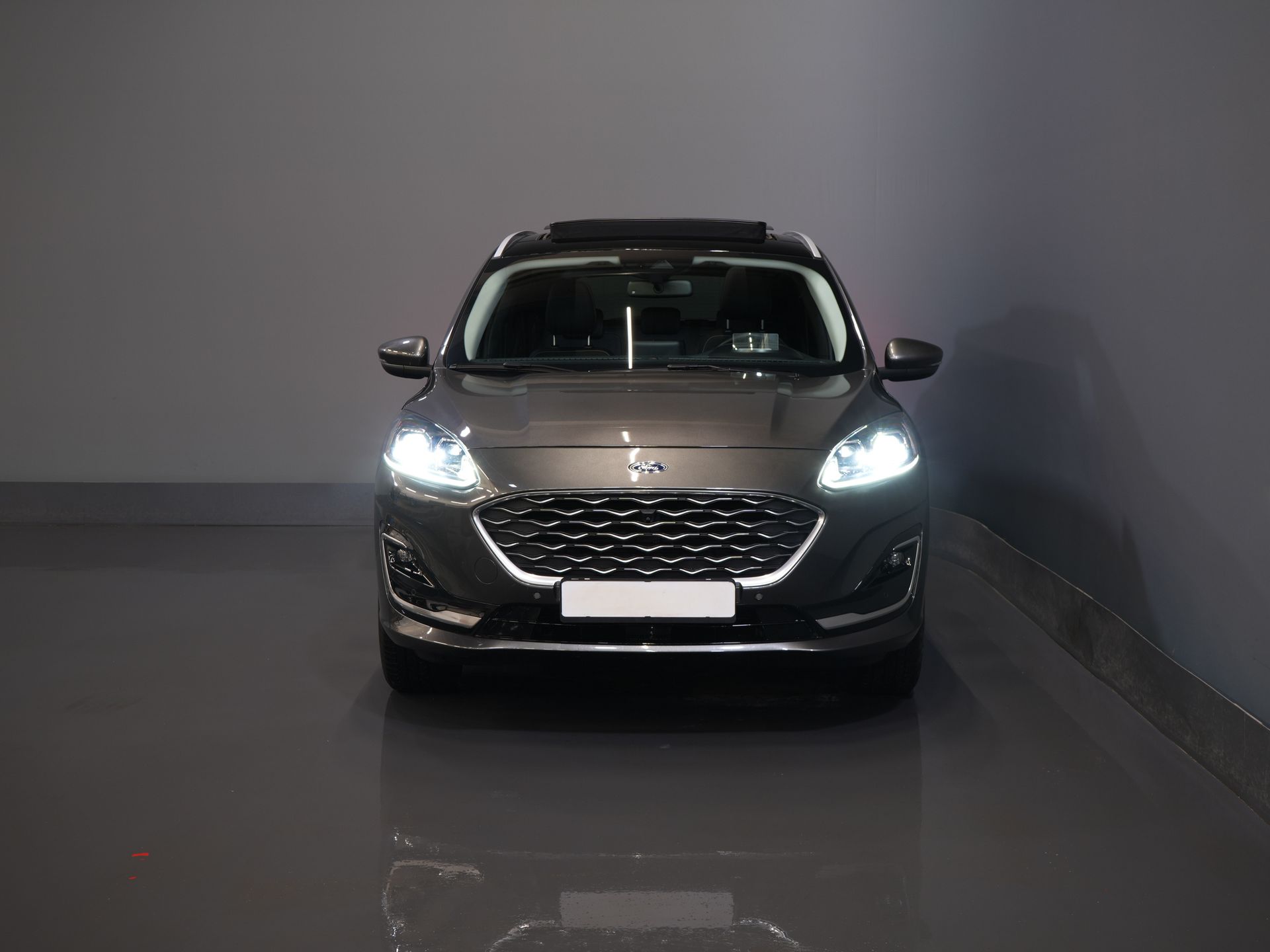 Ford Kuga SUV 2.5 PHEV 225 pk Vignale LED/ Pano/ Adapt.Cruise/ B&O/ Leder/ Elek.Klep/ Head-up/ Memory/ Stoelverw./ Stuurverw./ CarPlay/ 360 Ca 6