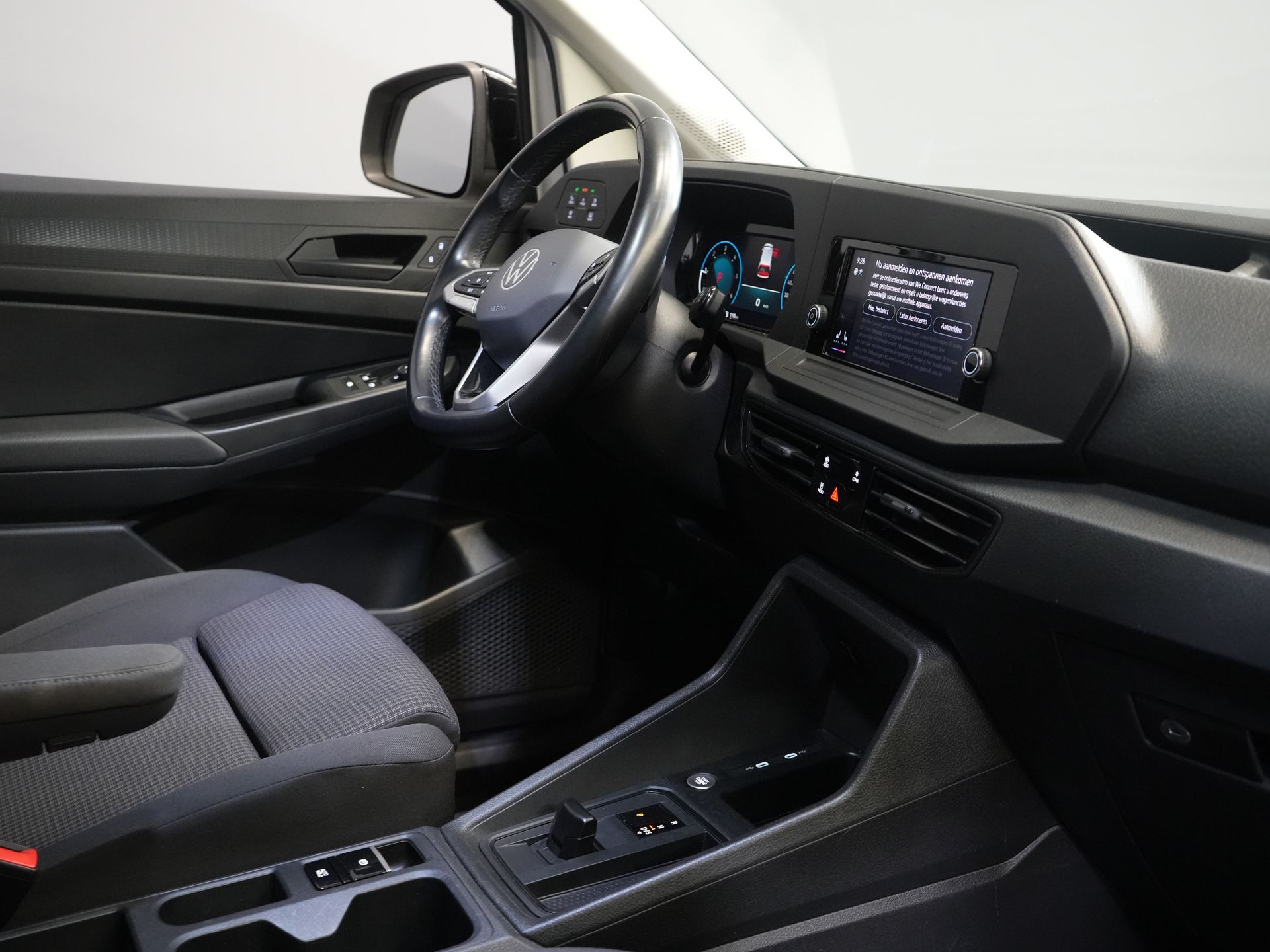 Volkswagen Caddy Cargo Bestelauto 2.0 TDI Aut. 125 PK 1st Edition/ Adapt. Cruise/ LED/ Standkachel/ Carplay/ LMV/ Trekhaak/ Camera/ PDC V+A/ 2