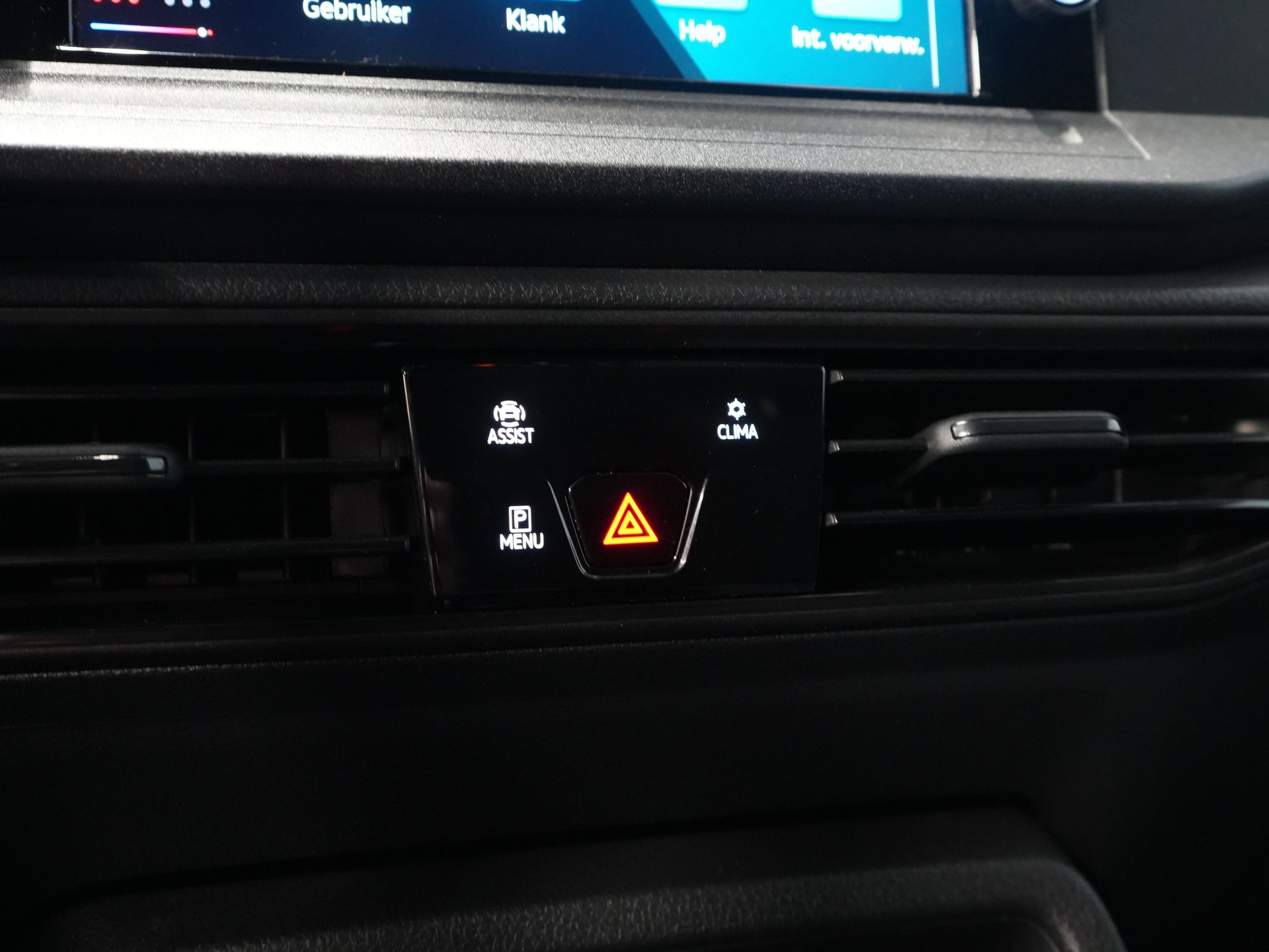 Volkswagen Caddy Cargo Bestelauto 2.0 TDI Aut. 125 PK 1st Edition/ Adapt. Cruise/ LED/ Standkachel/ Carplay/ LMV/ Trekhaak/ Camera/ PDC V+A/ 21