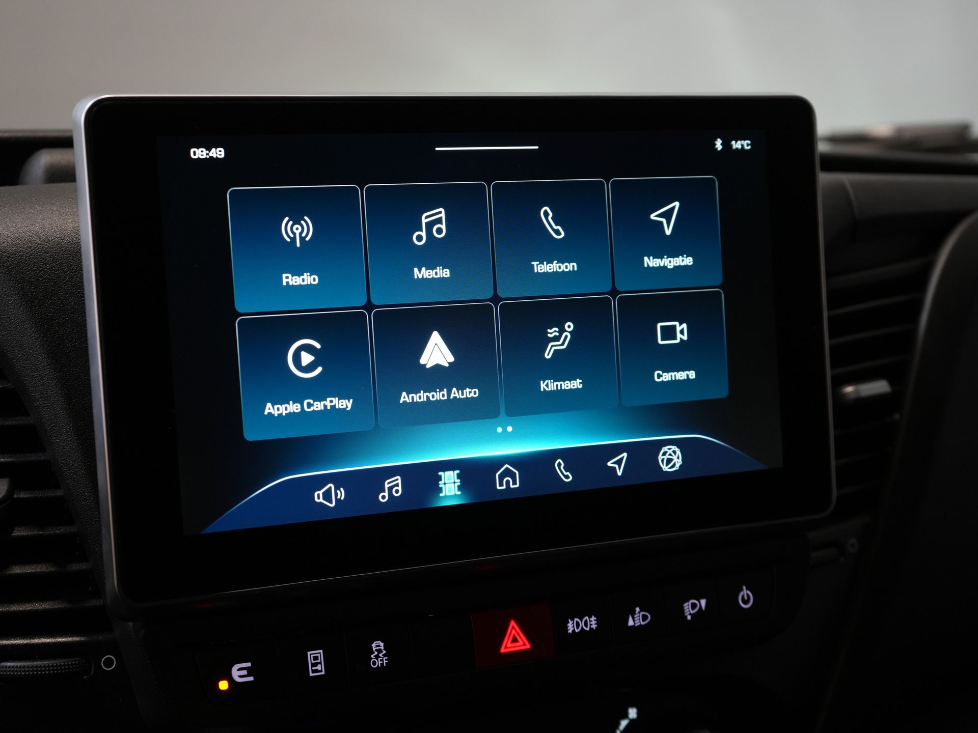 Iveco Daily Bestelbus 35S18HV 3.0 180 pk Aut. L4H3 Face Lift/ Luchtvering/ LED/ Flitsers/ Adapt.Cruise/ Gev.stoel/ 270gr deuren/ Trekhaak/ Navi/ Clima 27