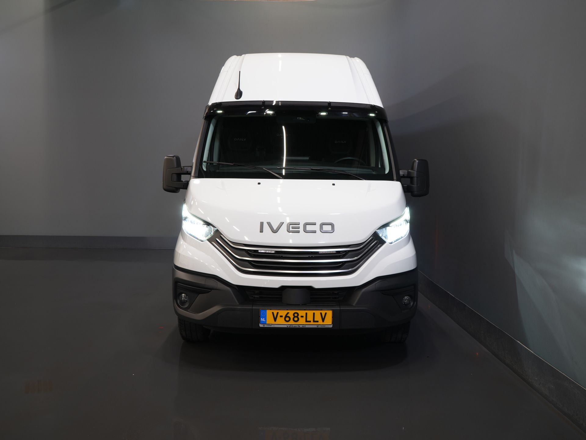 Iveco Daily Bestelbus 35S18HV 3.0 180 pk Aut. L4H3 Face Lift/ Luchtvering/ LED/ Flitsers/ Adapt.Cruise/ Gev.stoel/ 270gr deuren/ Trekhaak/ Navi/ Clima 6