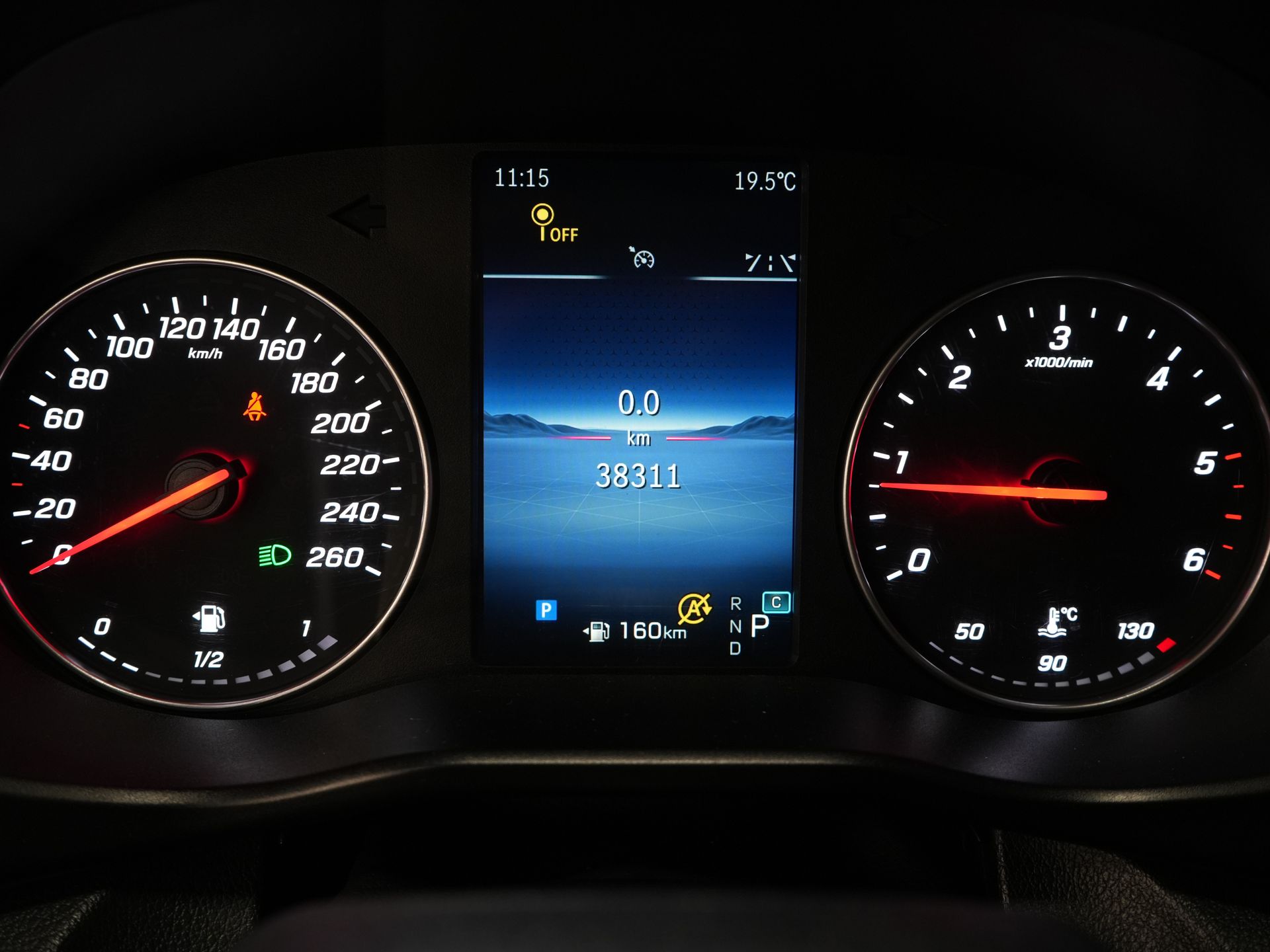 Mercedes-Benz Vito Bestelbus 116 CDI Aut. L3 LED/ Carplay/ 270Gr.Deuren./ Stoelverw/ Camera/ PDC V+A/ Trekhaak/ Navi/ Cruise 21