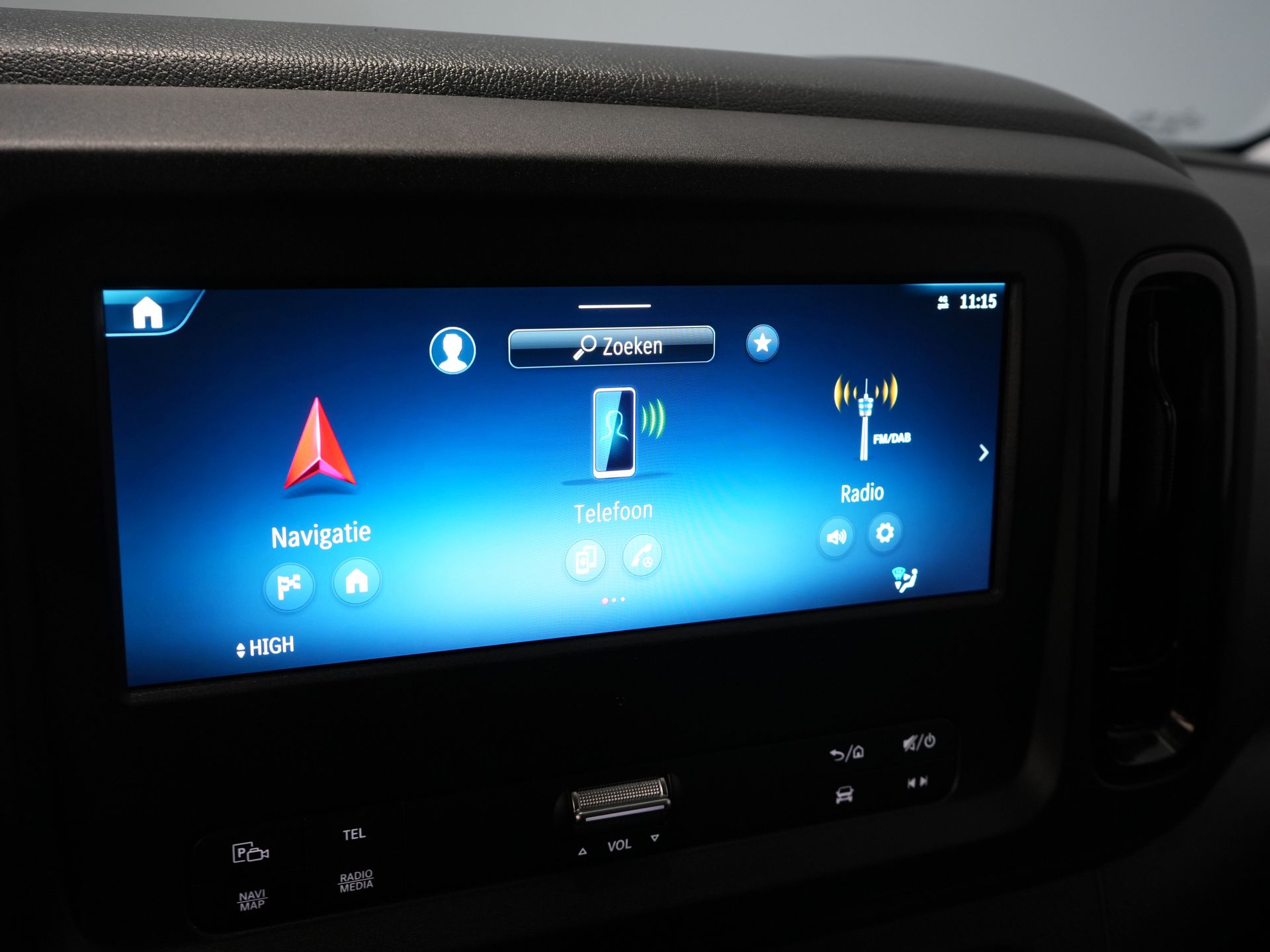 Mercedes-Benz Vito Bestelbus 116 CDI Aut. L3 LED/ Carplay/ 270Gr.Deuren./ Stoelverw/ Camera/ PDC V+A/ Trekhaak/ Navi/ Cruise 24