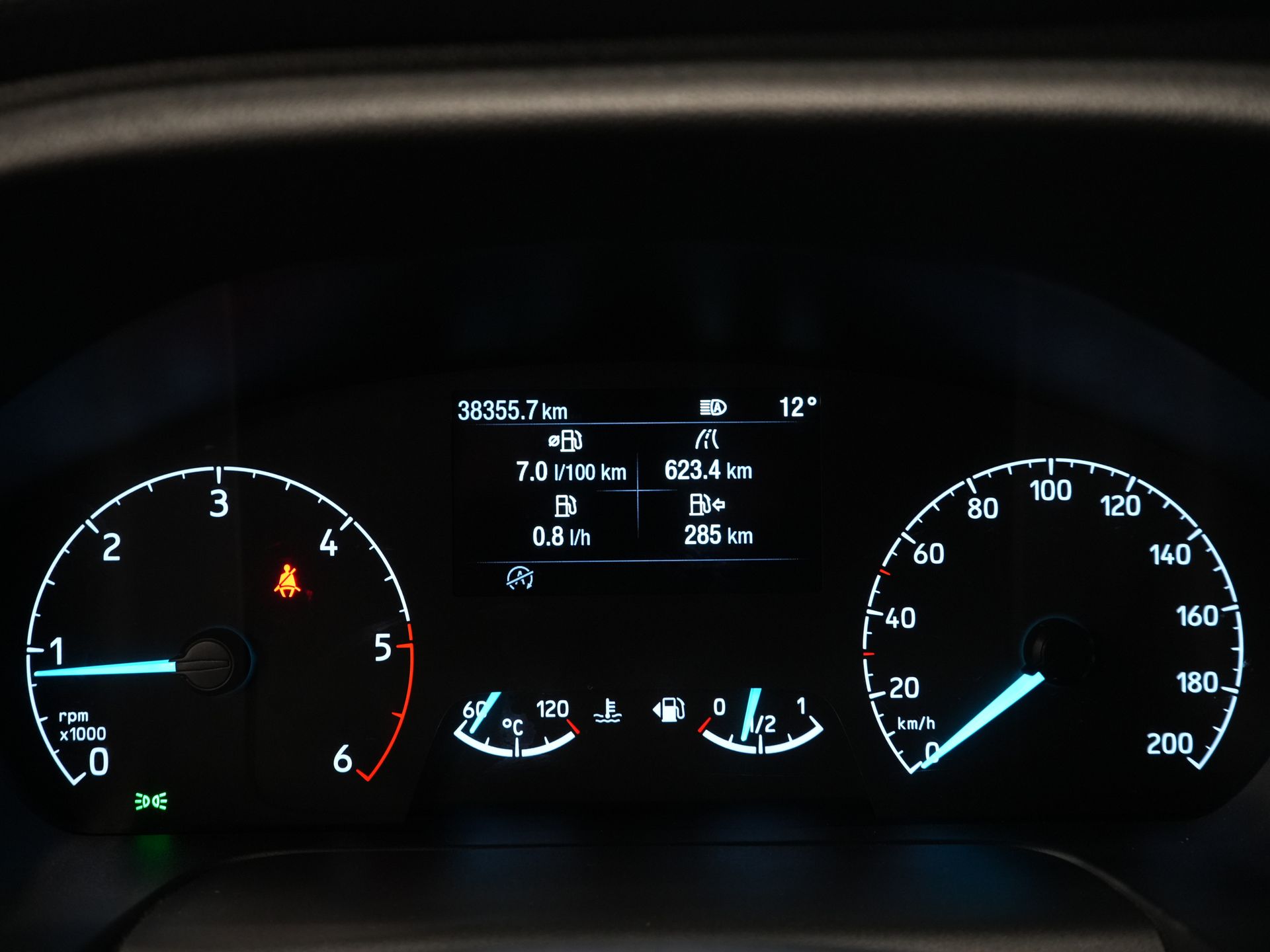 Ford Transit Custom Bestelbus 2.0 TDCI 185 pk L2 Sport DC Dubbel cabine/ NL Auto/ Bi-Xenon/ 2xSchuifdeur/ 2.8t Trekverm./ Carplay/ Stoelverw./ Airco/ Navi/ Cr 19