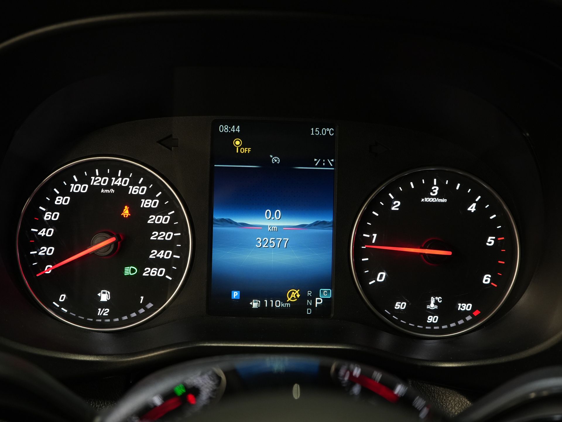 Mercedes-Benz Vito Bestelbus 116 CDI Aut. L3 LED/ Carplay/ 270Gr.Deuren./ Stoelverw/ Camera/ PDC V+A/ Trekhaak/ Navi/ Cruise 21