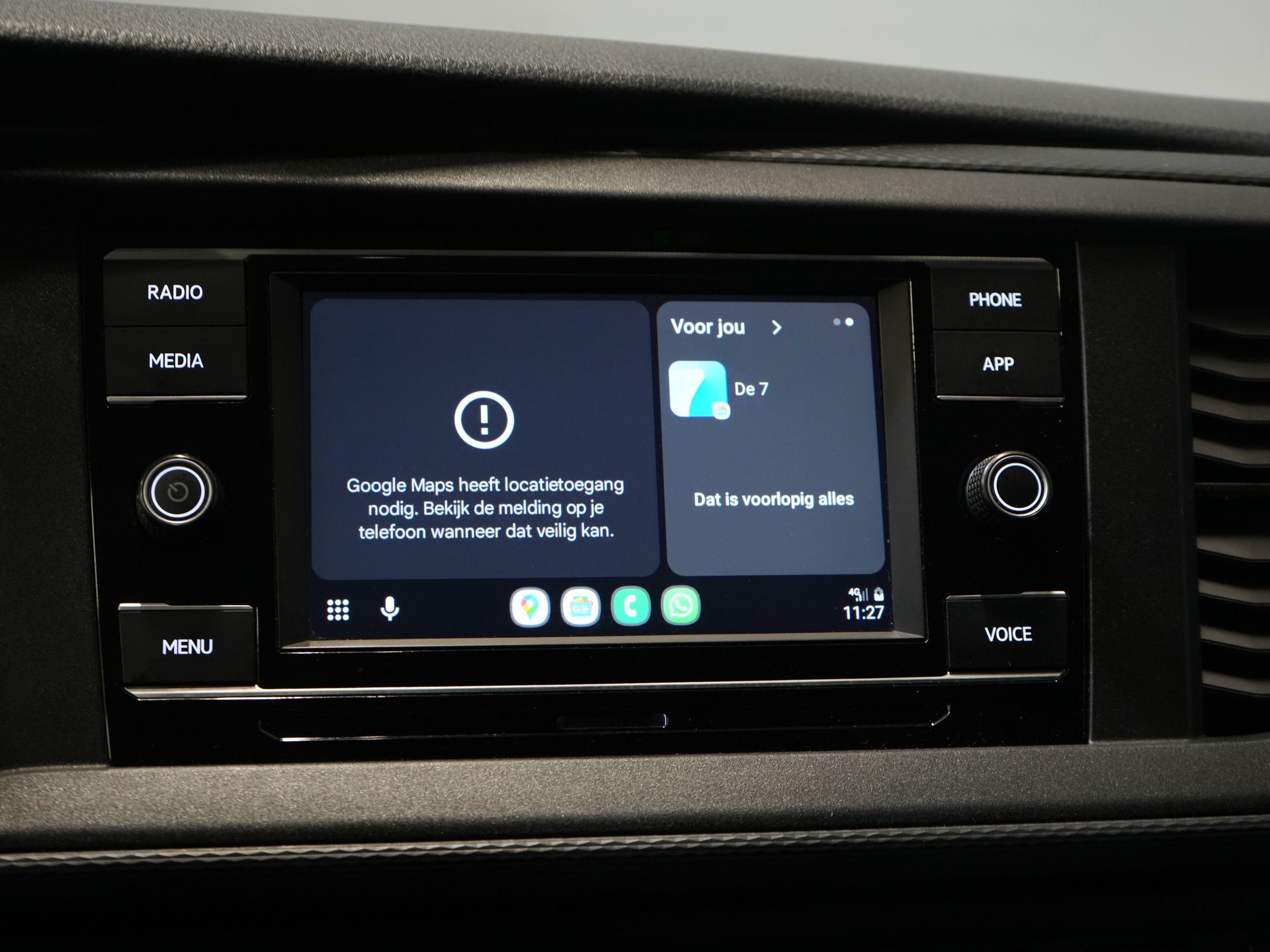 Volkswagen Transporter Bestelbus 2.0 TDI 150 pk DSG Aut. L2 Carplay/ 2x Schuifdeur/ Stoelverw./ Airco/ Cruise/ PDC V+A/ Trekhaak 24