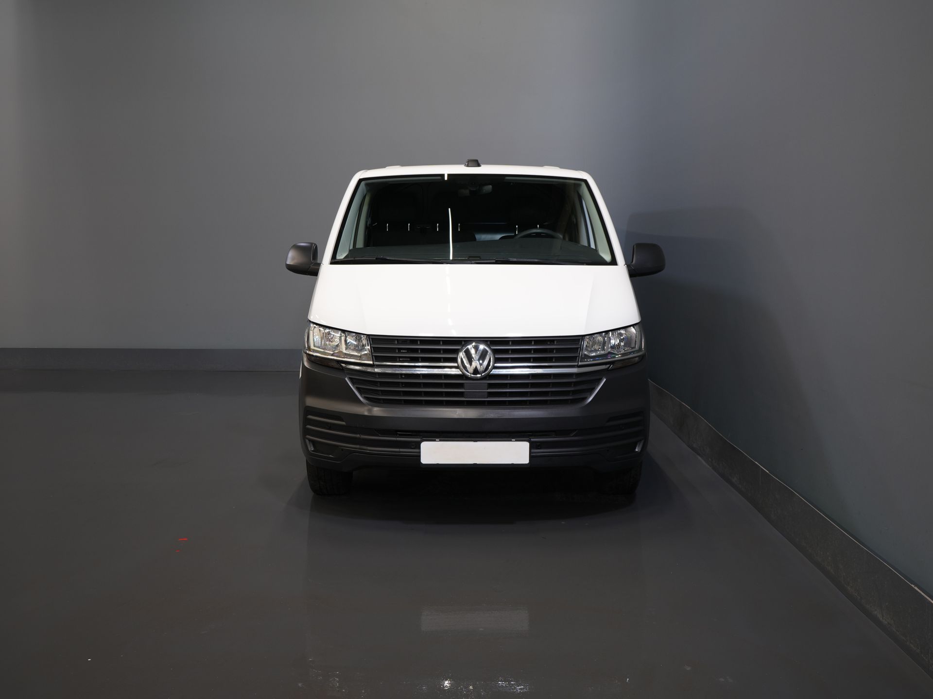 Volkswagen Transporter Bestelbus 2.0 TDI 150 pk DSG Aut. L2 Carplay/ 2x Schuifdeur/ Stoelverw./ Airco/ Cruise/ PDC V+A/ Trekhaak 6