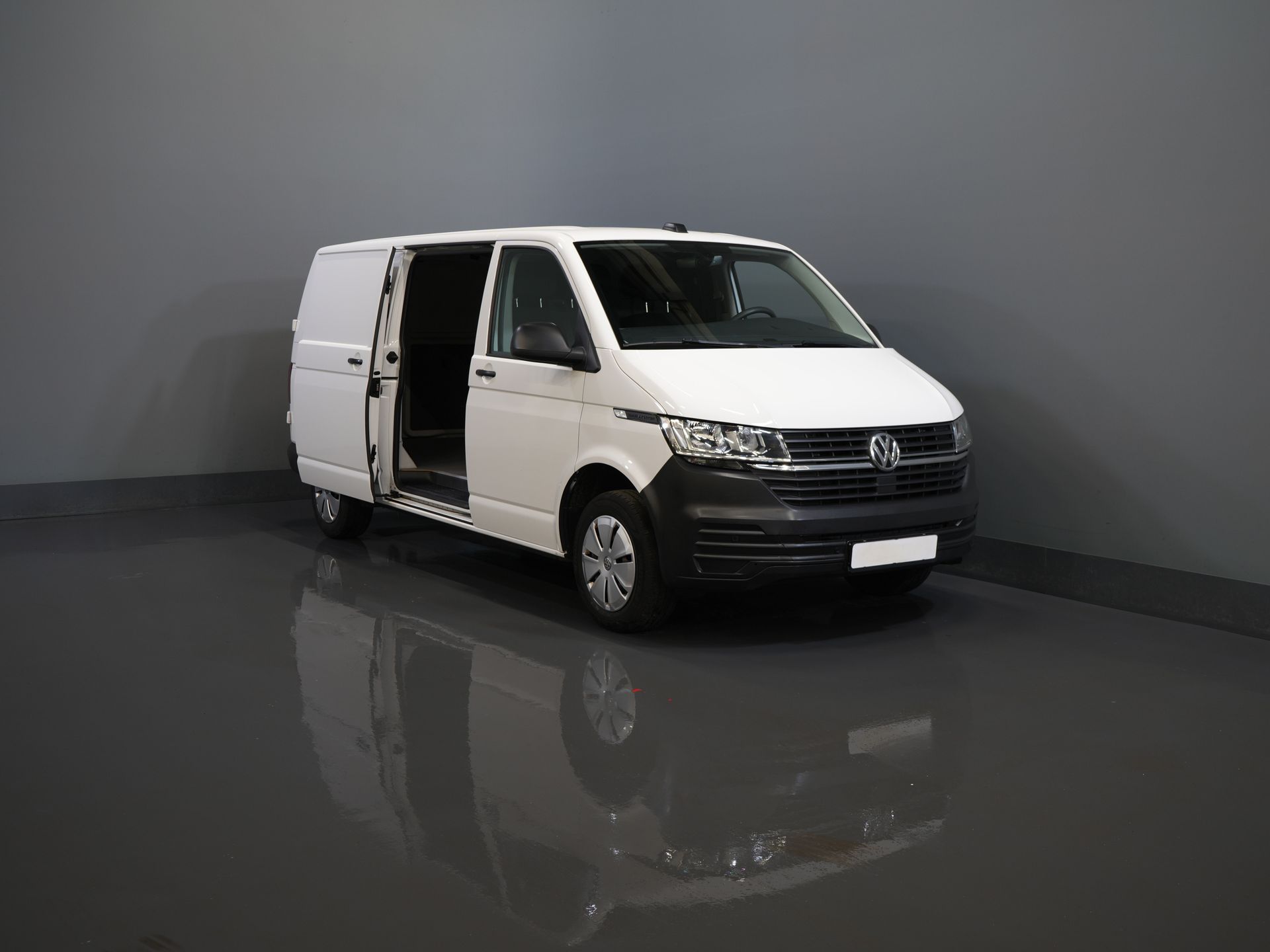 Volkswagen Transporter Bestelbus 2.0 TDI 150 pk DSG Aut. L2 Carplay/ 2x Schuifdeur/ Stoelverw./ Airco/ Cruise/ PDC V+A/ Trekhaak 8
