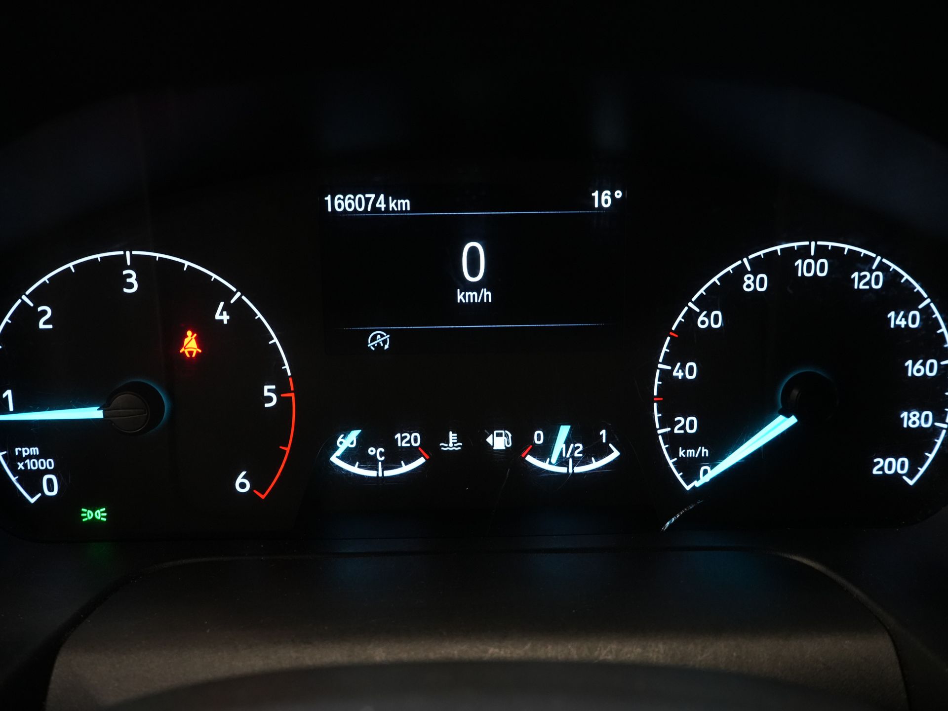 Ford Transit Custom Bestelbus 2.0 TDCI 130 pk L2 DC Dubbel Cabine NL Auto/ 2.8t Trekverm./ Carplay/ Airco/ Navi/ Camera/ Cruise/ PDC/ Trekhaak 19