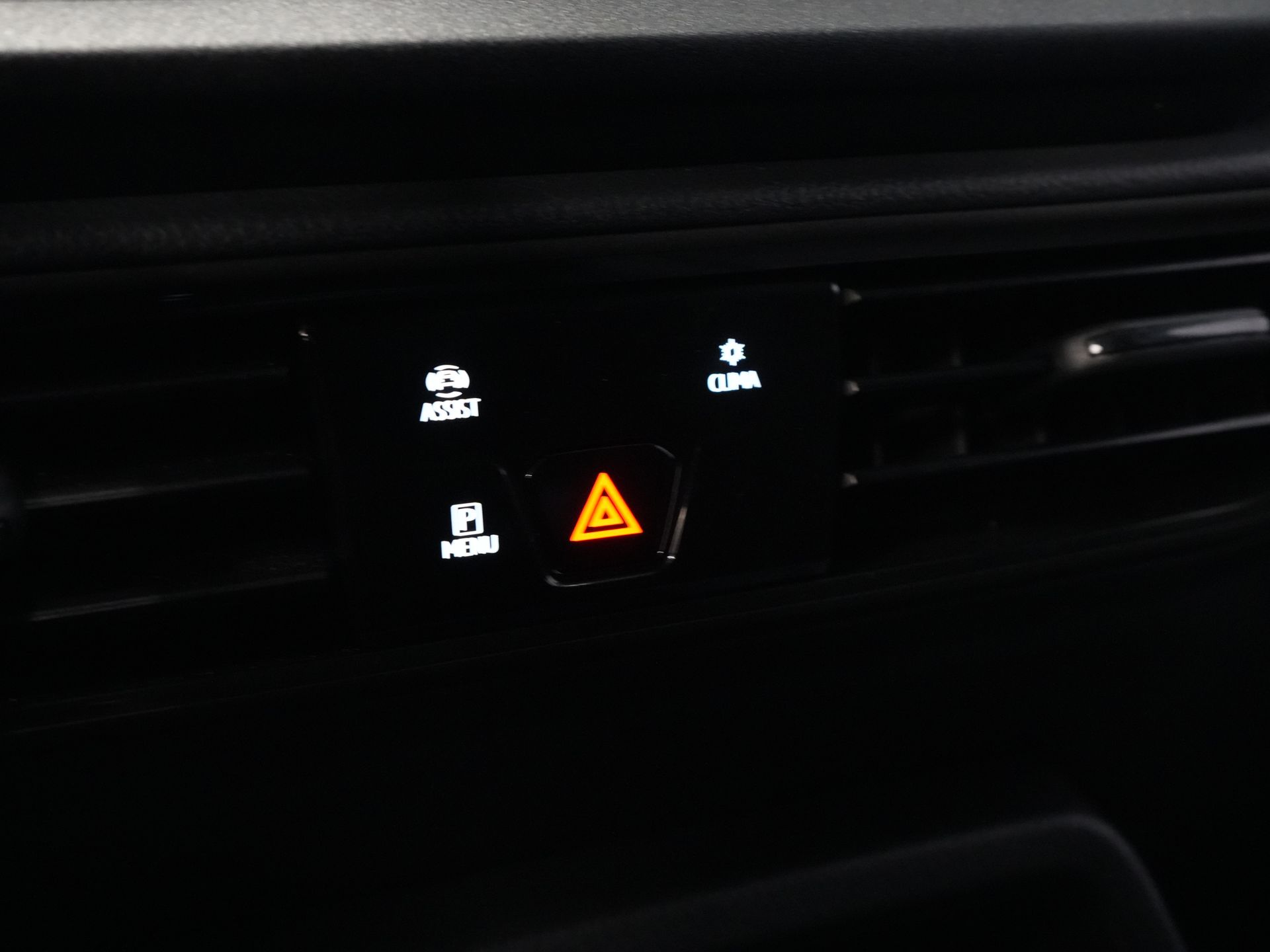 Volkswagen Caddy Cargo Bestelbus 2.0 TDI 125 pk DSG Aut. LED/ Standkachel/ Carplay/ Stoelverw./ Airco/ Camera/ Cruise/ PDC 20