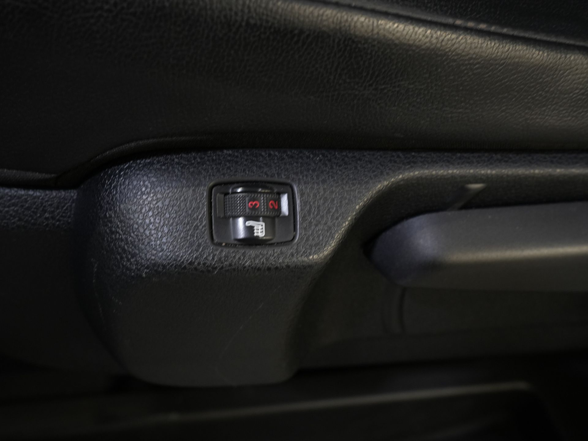 Toyota ProAce Worker Bestelbus 2.0 Aut. L3 Adapt.Cruise/ Headup/ Standkachel/ Stoelverw/ Keyless/ Carplay/ Navi/ Camera/ PDC/ LMV/ Climate/ Trekhaak 27