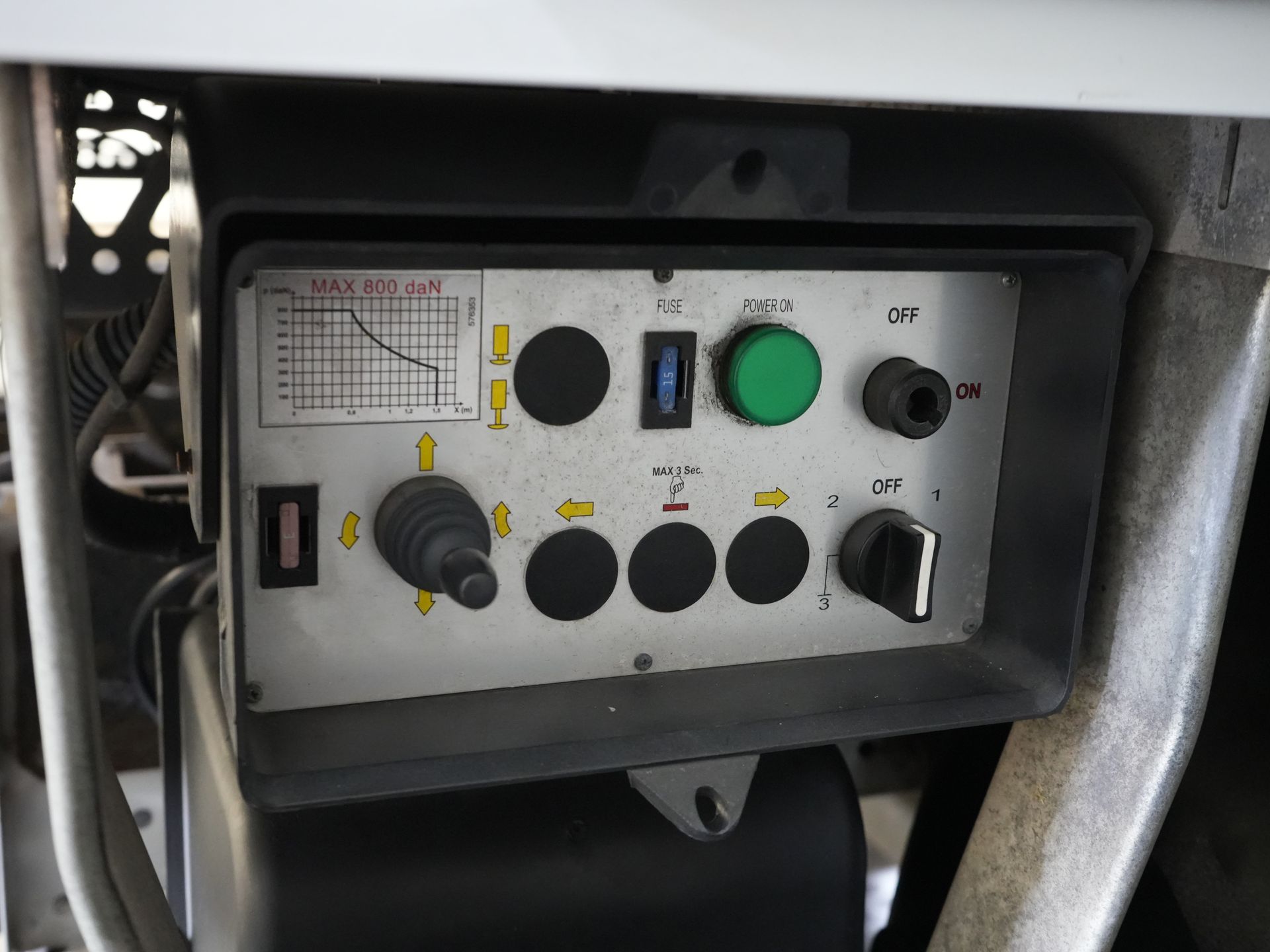 Fiat Ducato Bakwagen 2.3 MJ 150 pk Bakwagen 377x220x222 Laadklep/ Zijdeur/ Spoiler/ Tacho/ Gev.Stoel/ Camera/ Climate/ Cruise/ Navi 17