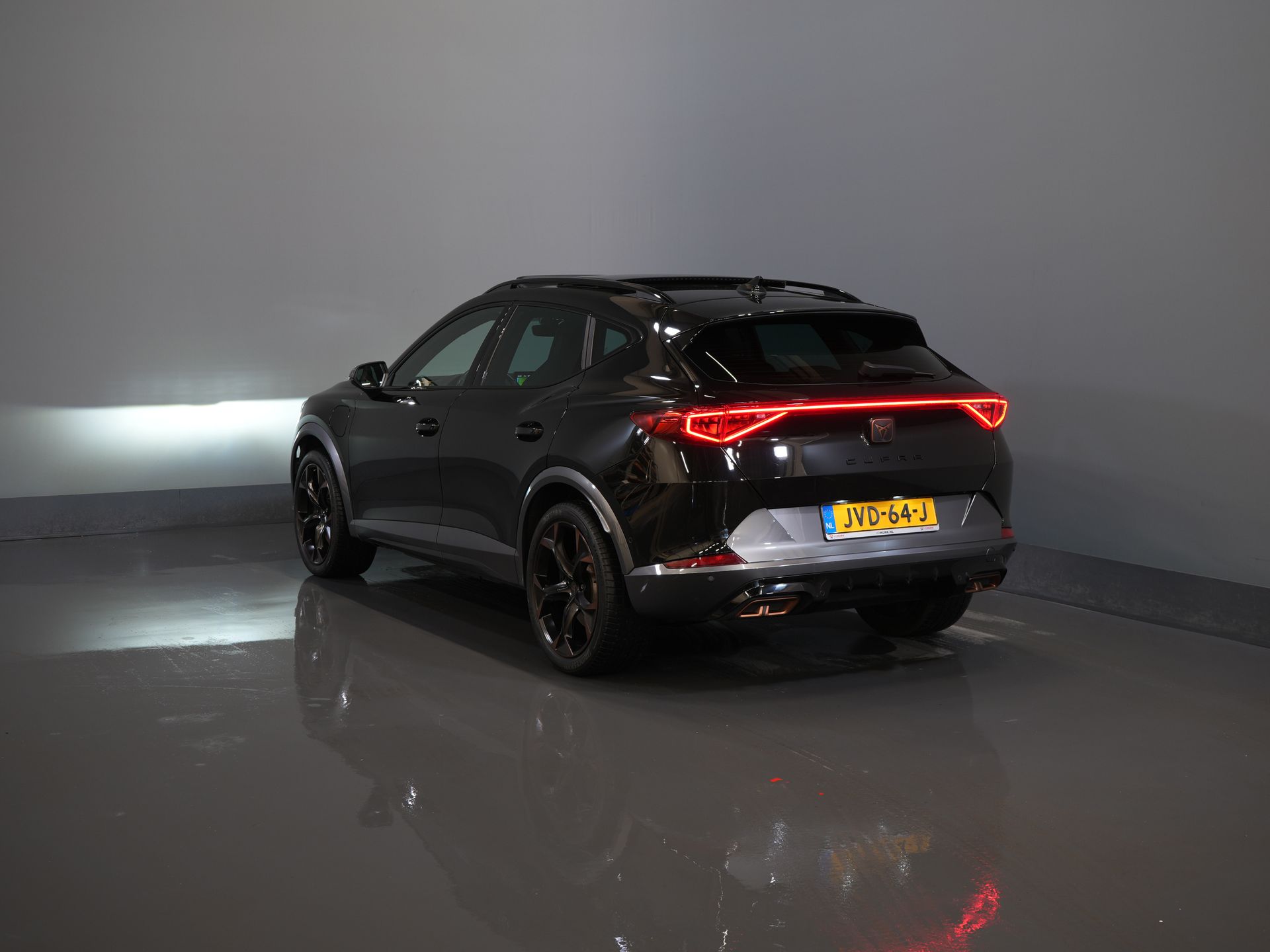 CUPRA Formentor SUV 1.4 e-Hybrid 245 pk VZ Copper Edition Pano/ Elek.Klep/ Elek.Trekhaak/ Leder/ Alarm III/ Mem.Stoel/ Adapt.Cruise/ Matrix/ Stoelve 1