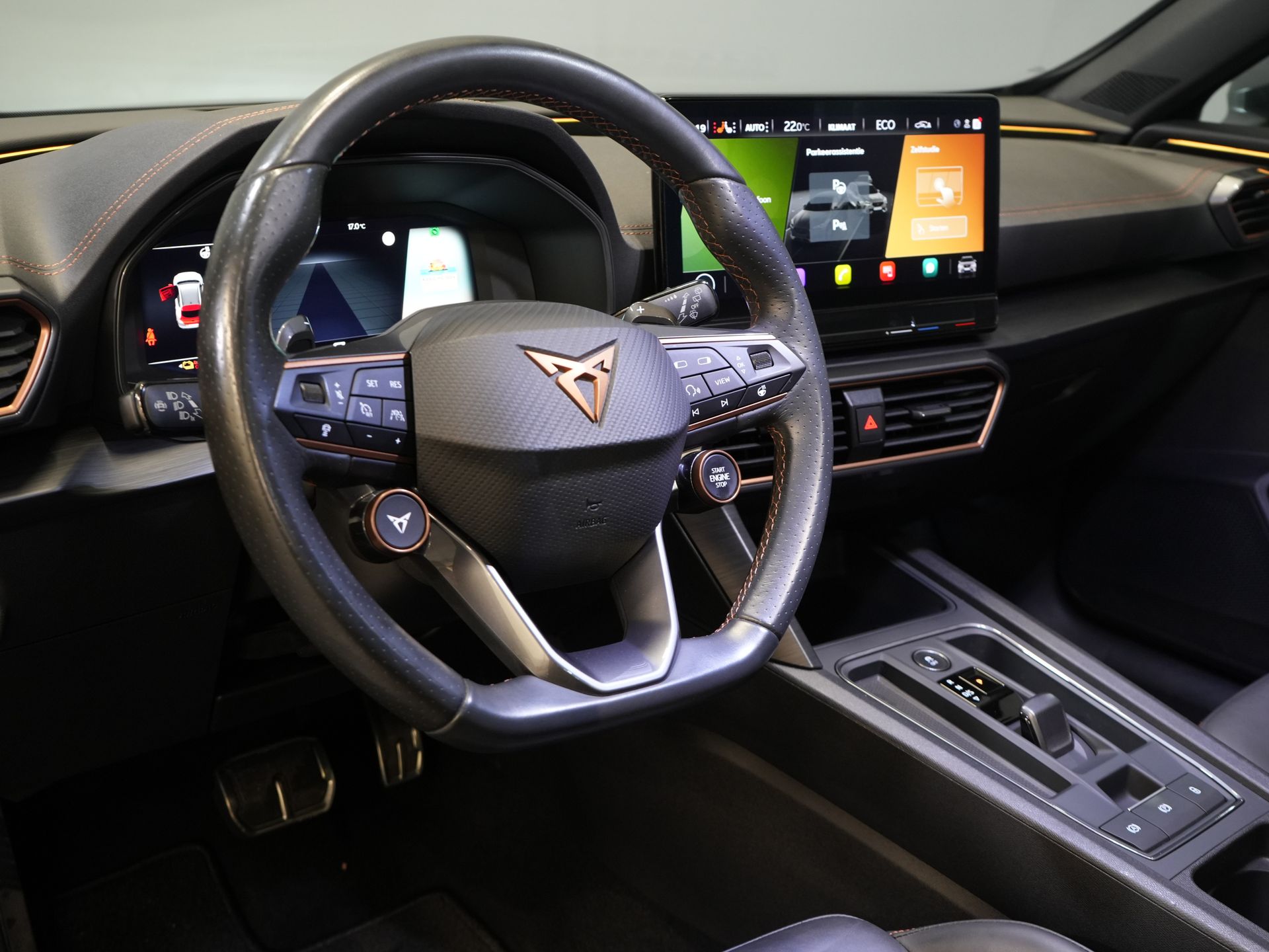 CUPRA Formentor SUV 1.4 e-Hybrid 245 pk VZ Copper Edition Pano/ Elek.Klep/ Elek.Trekhaak/ Leder/ Alarm III/ Mem.Stoel/ Adapt.Cruise/ Matrix/ Stoelve 13