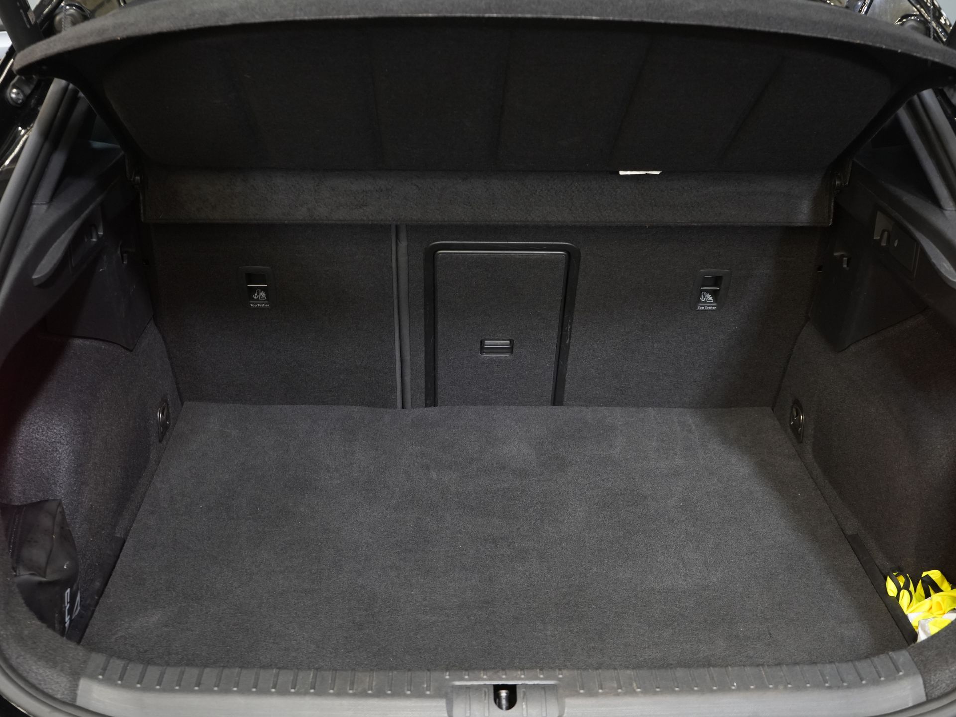 CUPRA Formentor SUV 1.4 e-Hybrid 245 pk VZ Copper Edition Pano/ Elek.Klep/ Elek.Trekhaak/ Leder/ Alarm III/ Mem.Stoel/ Adapt.Cruise/ Matrix/ Stoelve 14