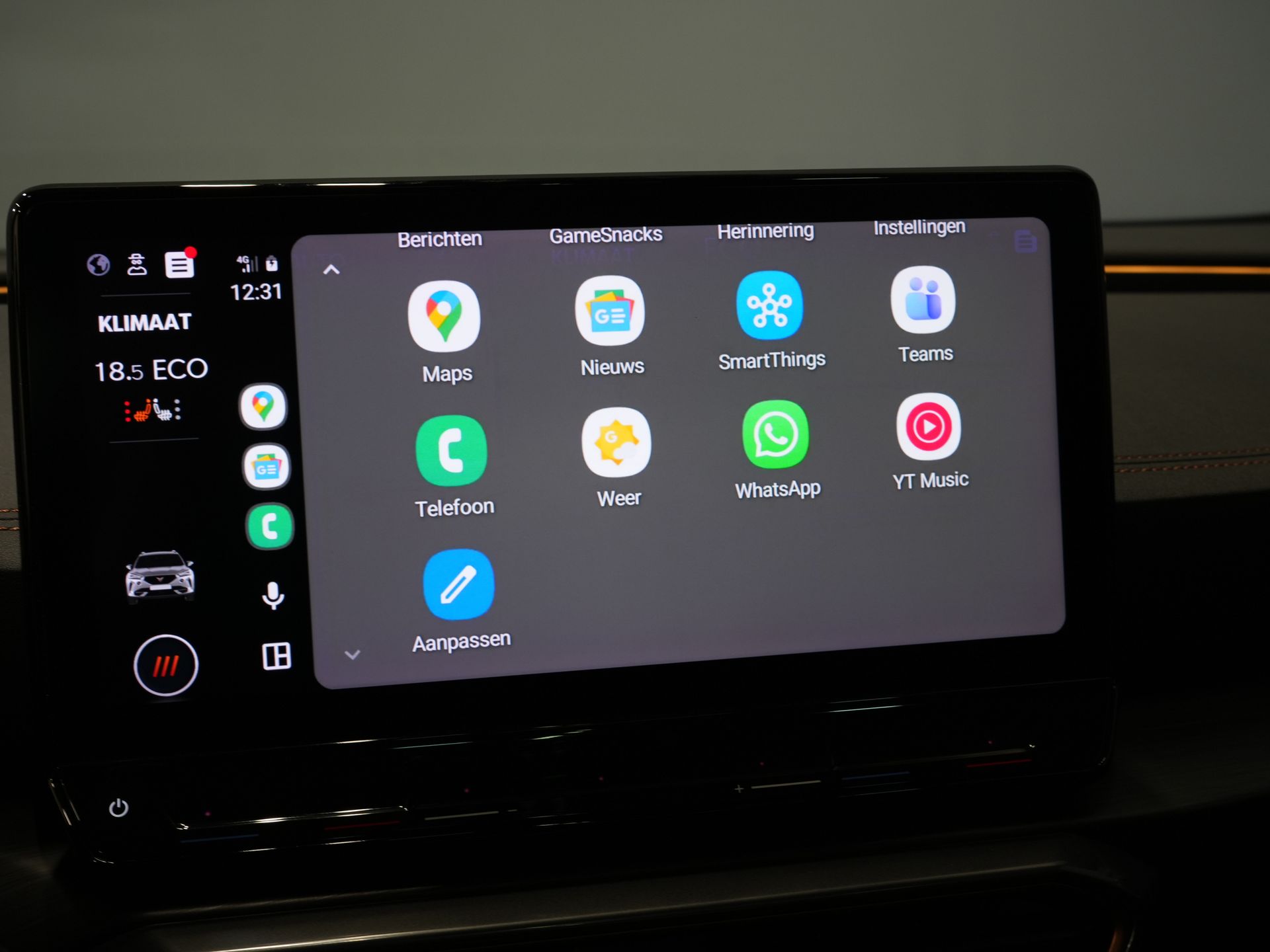 CUPRA Formentor SUV 1.4 e-Hybrid 245 pk VZ Copper Edition Pano/ Elek.Klep/ Elek.Trekhaak/ Leder/ Alarm III/ Mem.Stoel/ Adapt.Cruise/ Matrix/ Stoelve 33