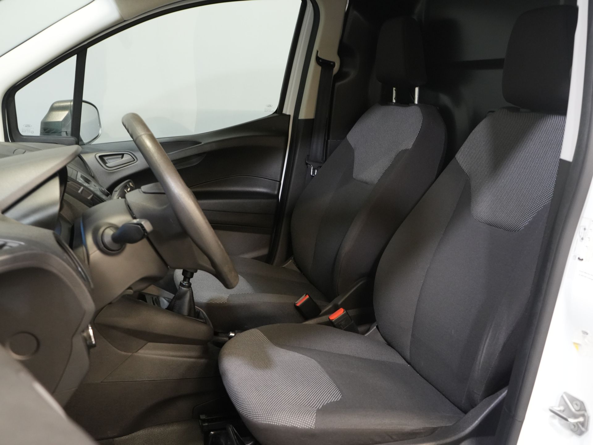 Ford Transit Courier Bestelbus 1.0 BENZINE 100 pk Dealer Onderhouden/ Airco/ DAB/ Bluetooth 11