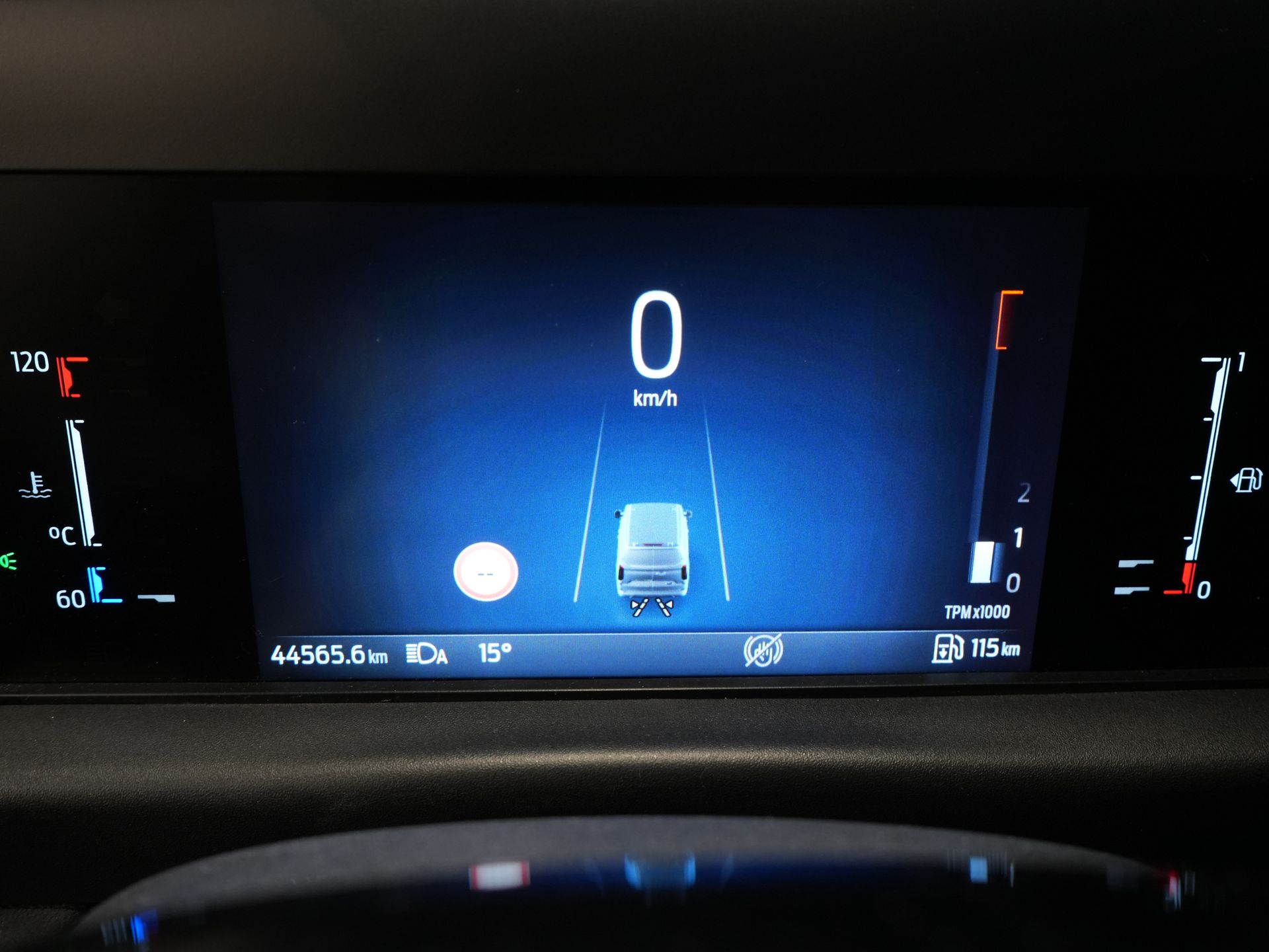 Ford Transit Custom Bestelbus 2.0 TDCI 135 pk LED/ Carplay/ 2.8t Trekverm./ Stuurverw./ Stoelverw./ Climate/ Camera/ Cruise/ PDC 18