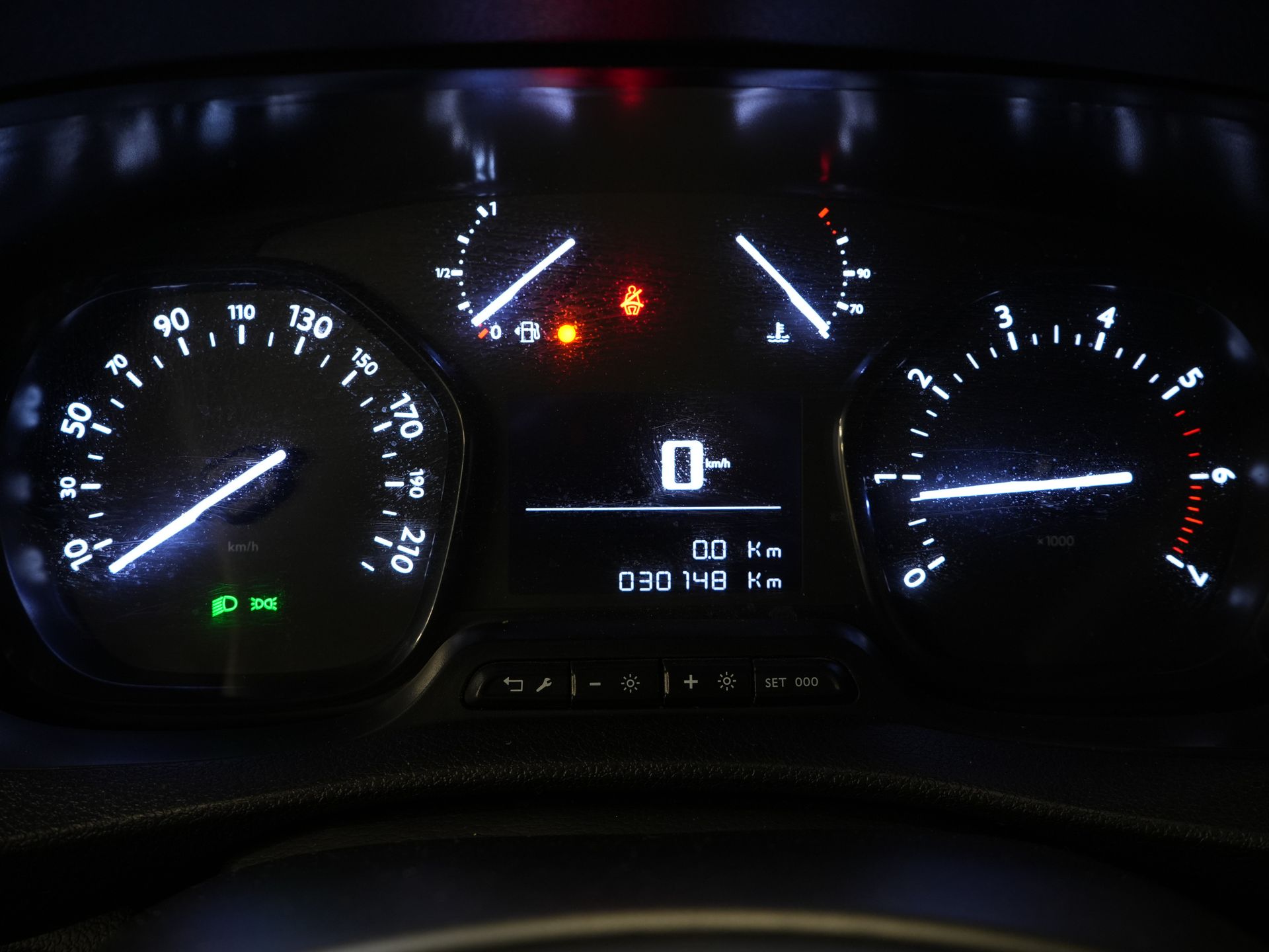 Fiat Scudo Bestelbus 1.5 MJ 120 pk L2 Navi/ Carplay/ Camera/ PDC/ Cruise/ Airco 18