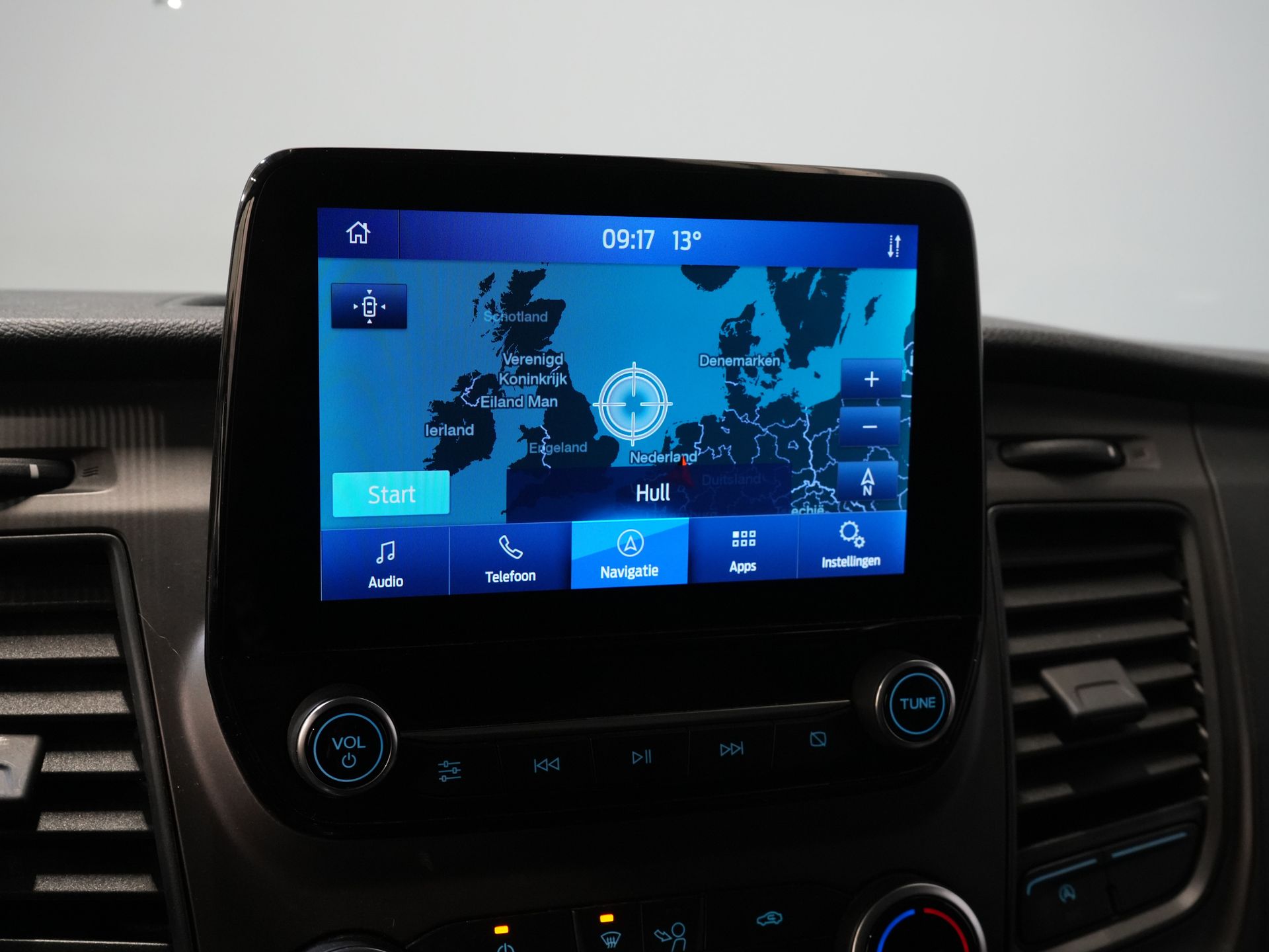 Ford Transit Custom Bestelbus 2.0 TDCI 130 pk L2 Carplay/ 2.8t Trekverm./ Stoelverw./ Airco/ Navi/ Camera/ Cruise/ PDC 22