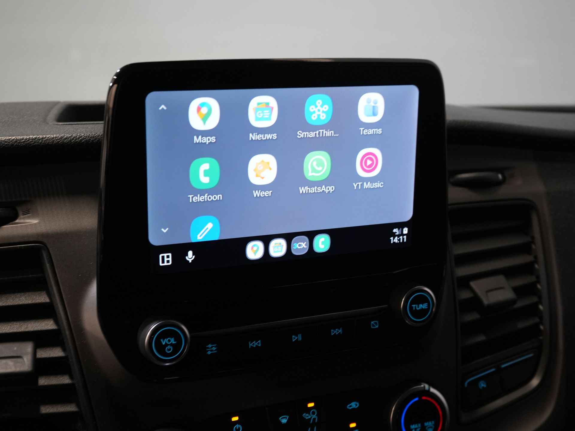 Ford Transit Custom Bestelbus 2.0 TDCI 130 pk Aut. L2 Carplay/ Airco/ Cruise/ Camera/ PDC V+A/ DAB 23