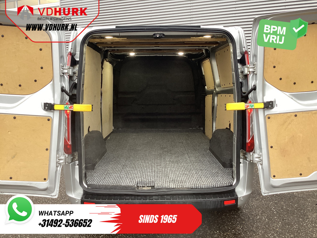 Ford Transit Custom Bestelbus 2.0 TDCI 130 pk Aut. L2 Carplay/ Airco/ Cruise/ Camera/ PDC V+A/ DAB 4