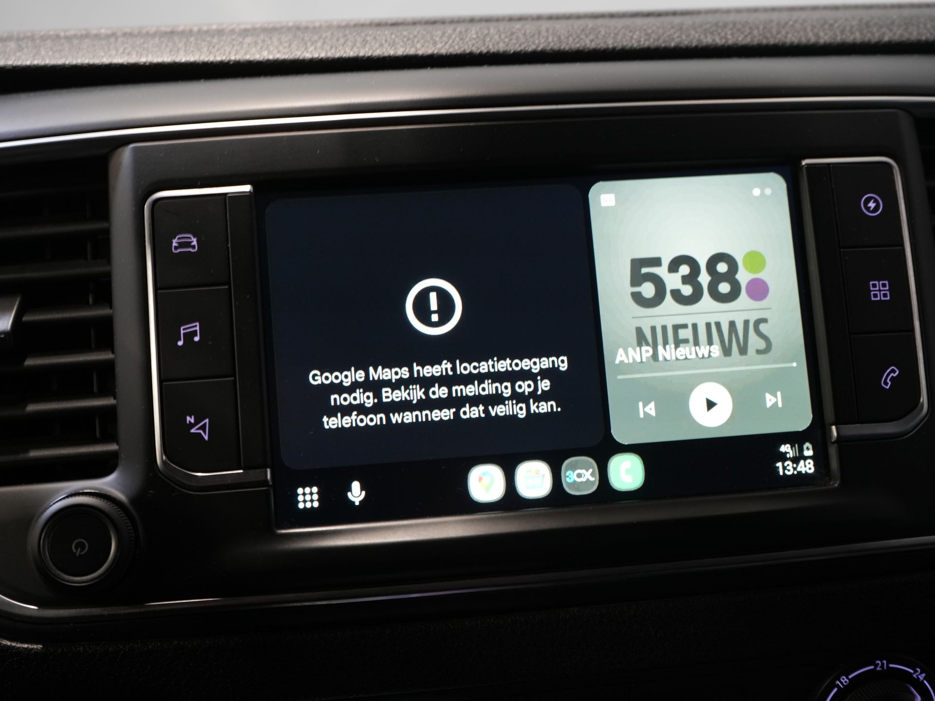 Peugeot e-Expert Bestelbus Premium 50 kWh 230 km WLTP Snellader/ Elek.dakventilator/ Navi/ Carplay/ Camera/ PDC/ Cruise/ Airco 29