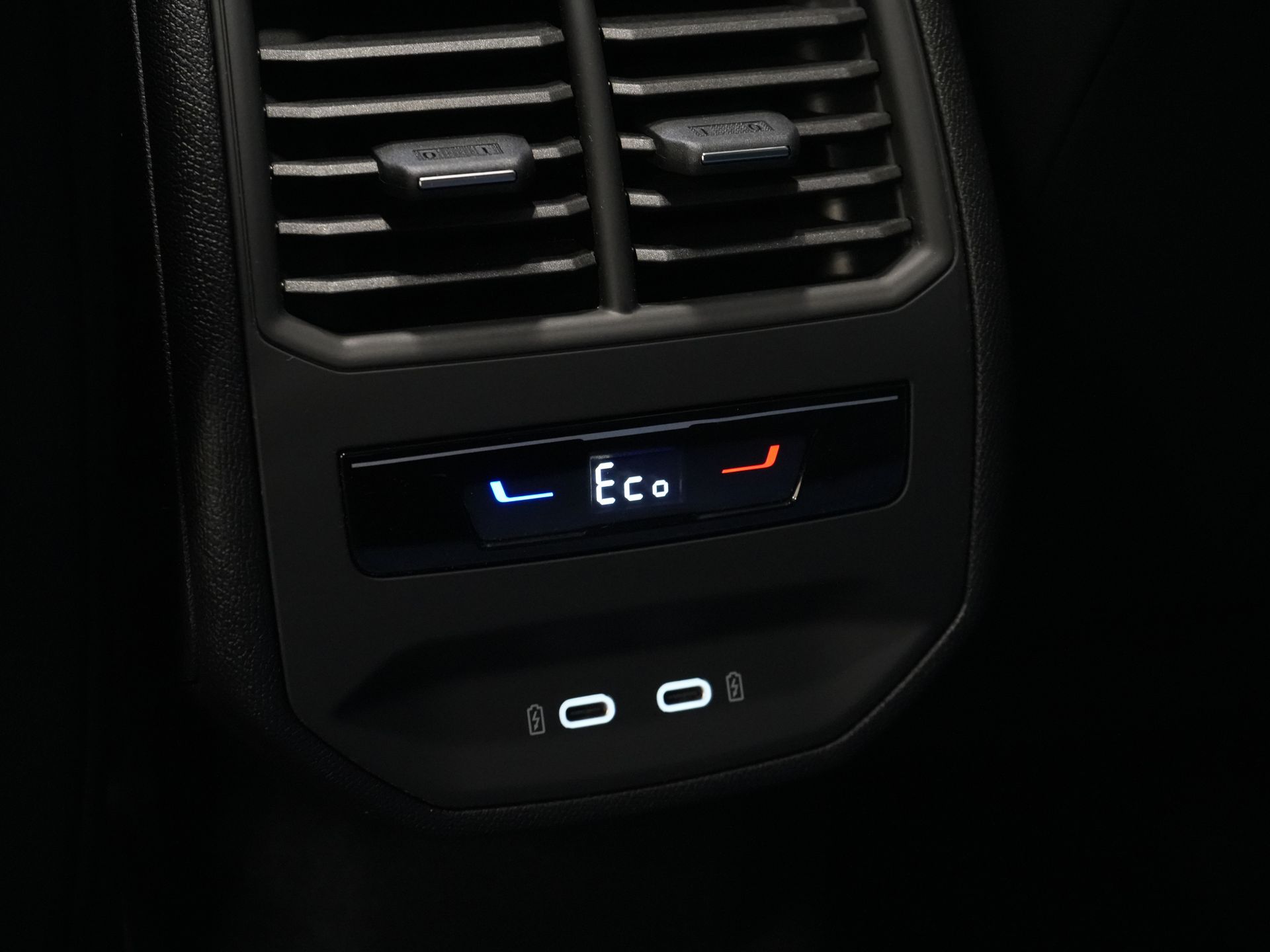 CUPRA Formentor SUV CUPRA Formentor 1.4 e-Hybrid 245 pk VZ Performance Edition Pano/ Leder/ Elek.Klep/ Mem.Stoel/ Matrix/ Adapt. Cruise/ Carplay/ Ca 18