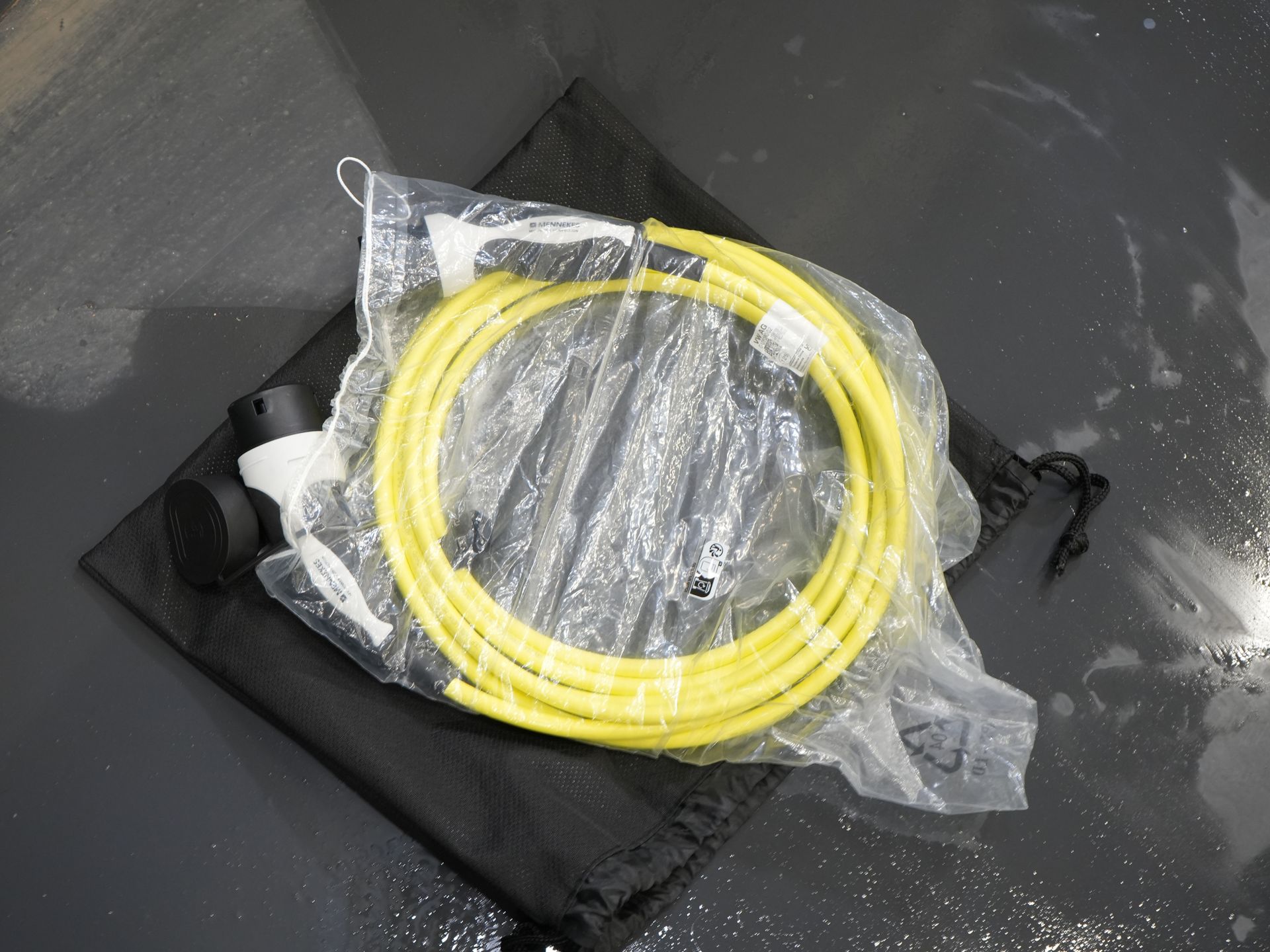 CUPRA Formentor SUV CUPRA Formentor 1.4 e-Hybrid 245 pk VZ Performance Edition Pano/ Leder/ Elek.Klep/ Mem.Stoel/ Matrix/ Adapt. Cruise/ Carplay/ Ca 35