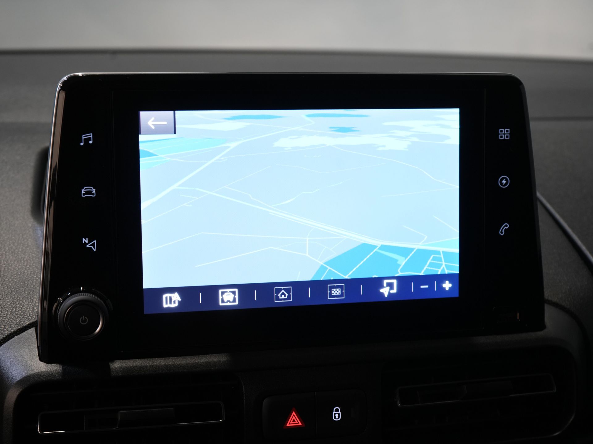 Opel Combo-e Bestelbus L2 50 kWh 275Km WLTP Snellader/ 3 Pers./ Carplay/ Stuurverw./ Cruise/ Climate / PDC V+A/ Dodehoek/ Navi 22