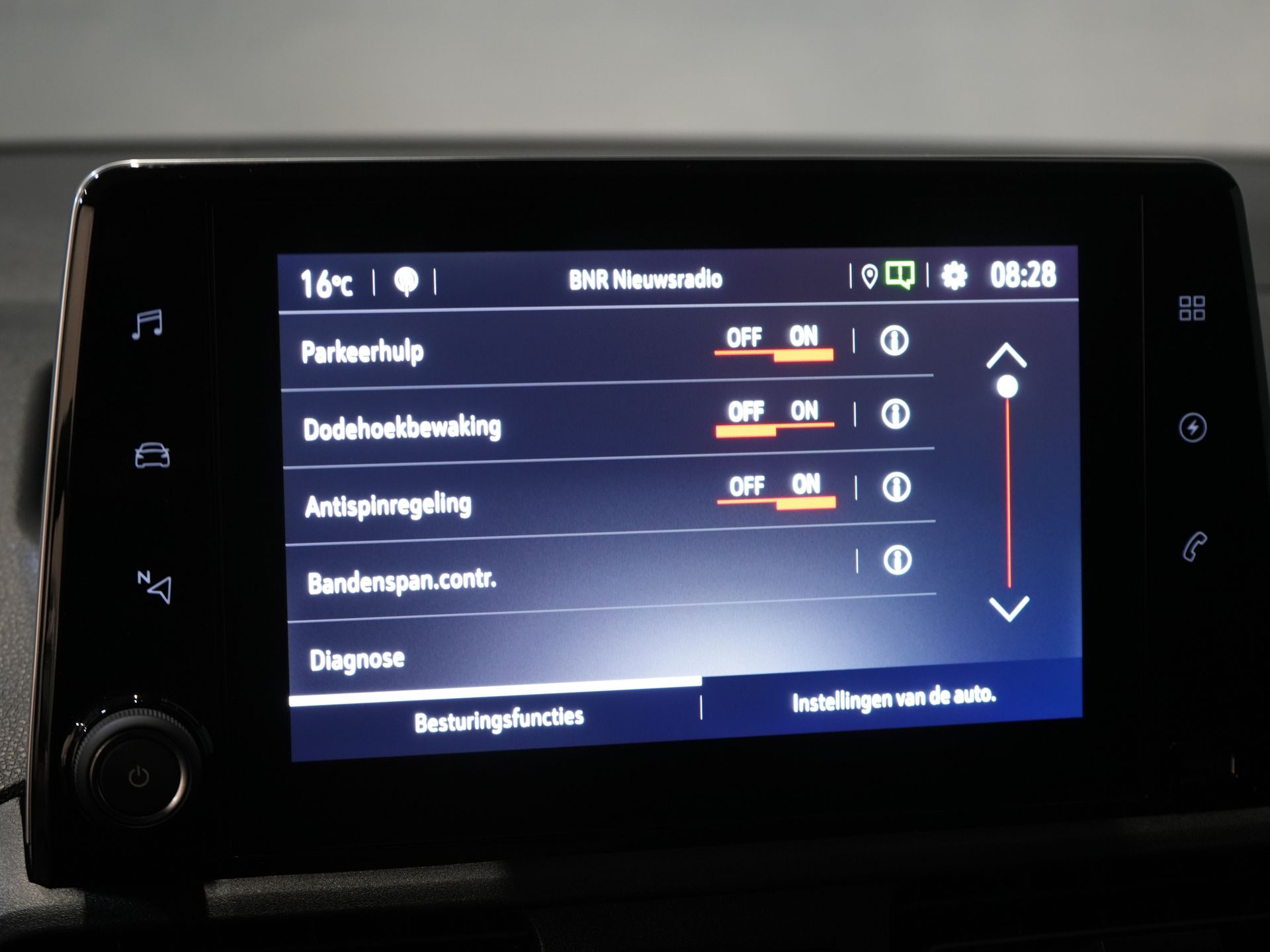 Opel Combo-e Bestelbus L2 50 kWh 275Km WLTP Snellader/ 3 Pers./ Carplay/ Stuurverw./ Cruise/ Climate / PDC V+A/ Dodehoek/ Navi 23