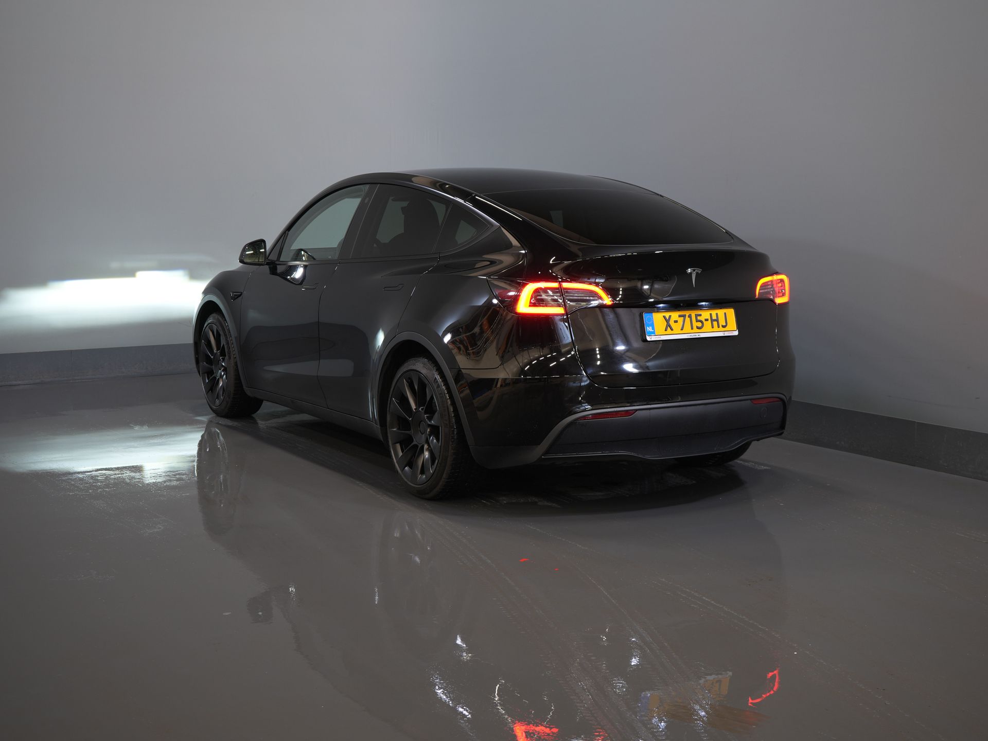 Tesla Model Y SUV 455 Km WLTP (DEMO) Adapt.Cruise/ Pano/ Elek.stoelen/ Memory Elek.klep/ Stoelverw./ Navi/ 360 camera/ Climate/ 20” LMV 1